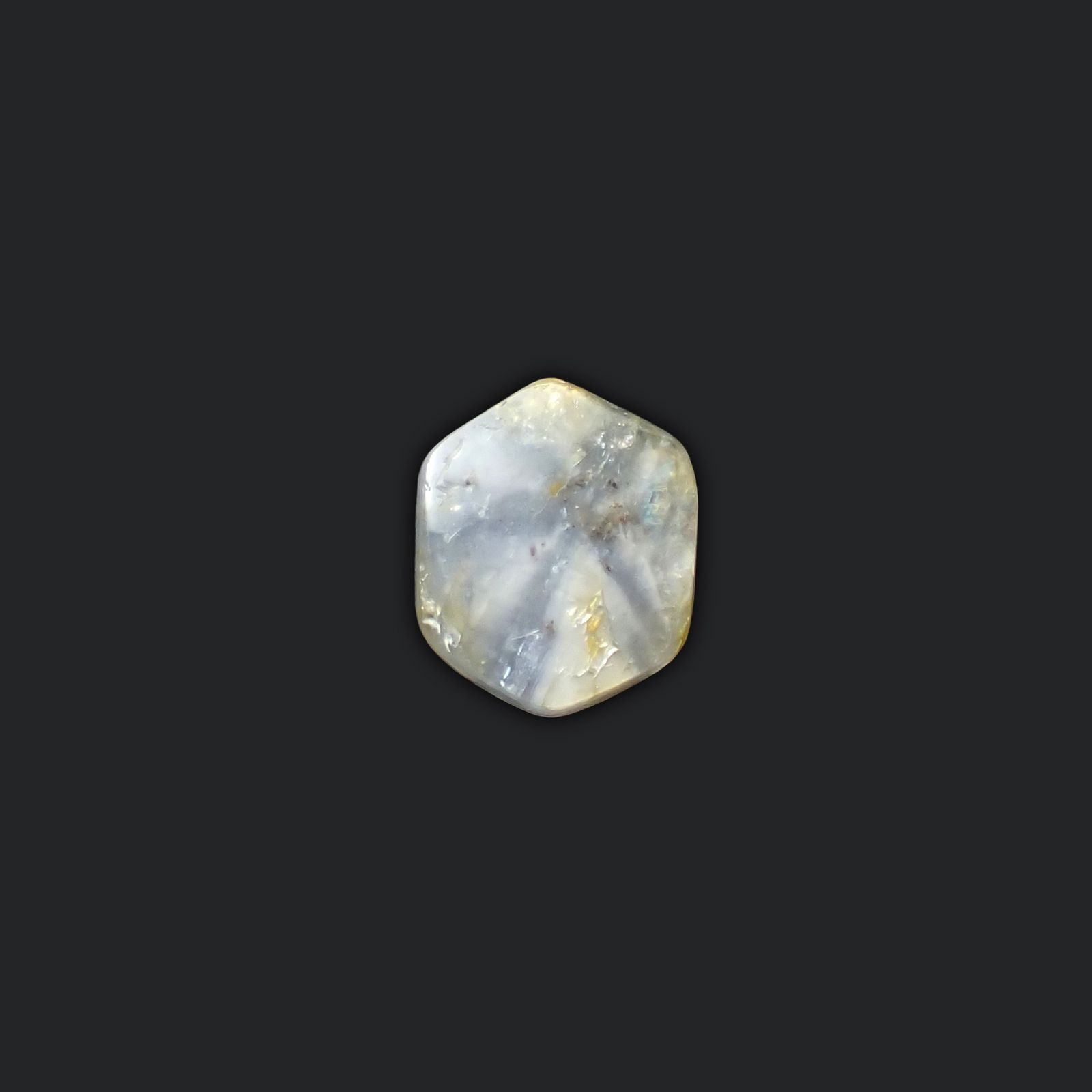 トラピッチェサファイア 原石スライス磨き(宝石名トラピッチェ・サファイア)ミャンマー産 3.05ct 識別済[250830986]9.4x8.2mm前後