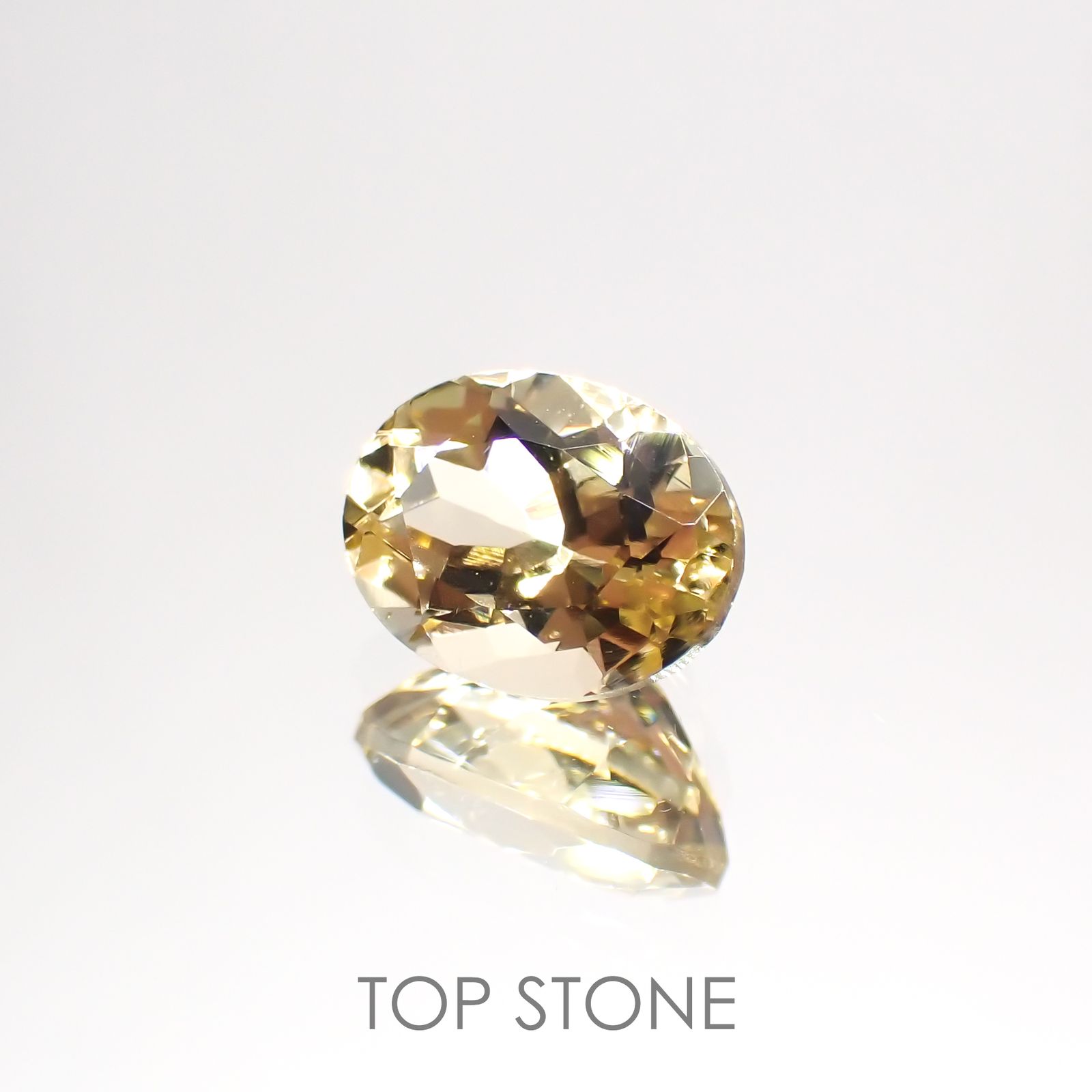 イエローベリル(宝石名イエロー・ベリル)ブラジル産 1.32ct 識別済[220114235]8.1x6.1mm前後