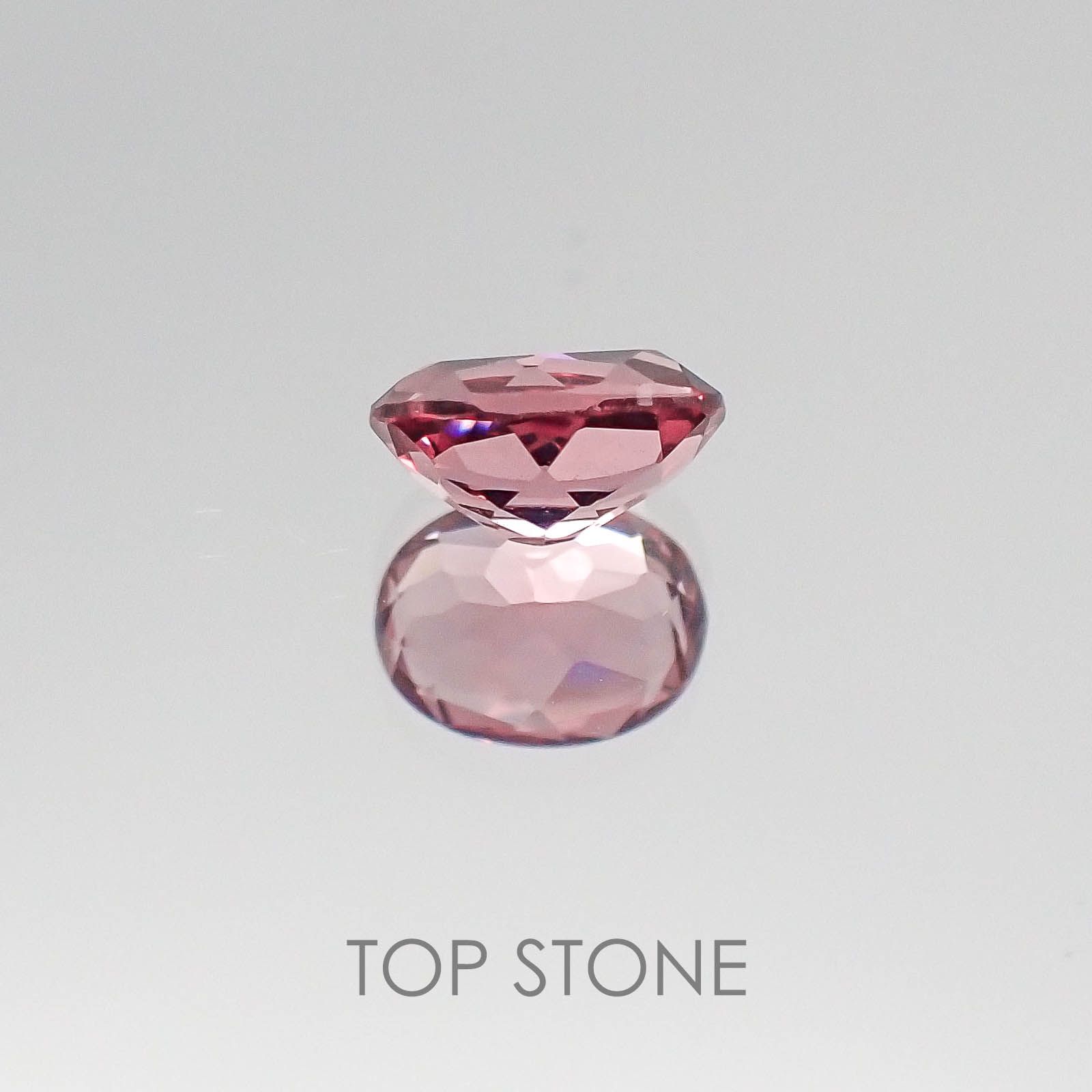 カラーチェンジマラヤガーネット タンザニア産 ルース 0.9ct[20074278]6.5×4.9mm前後