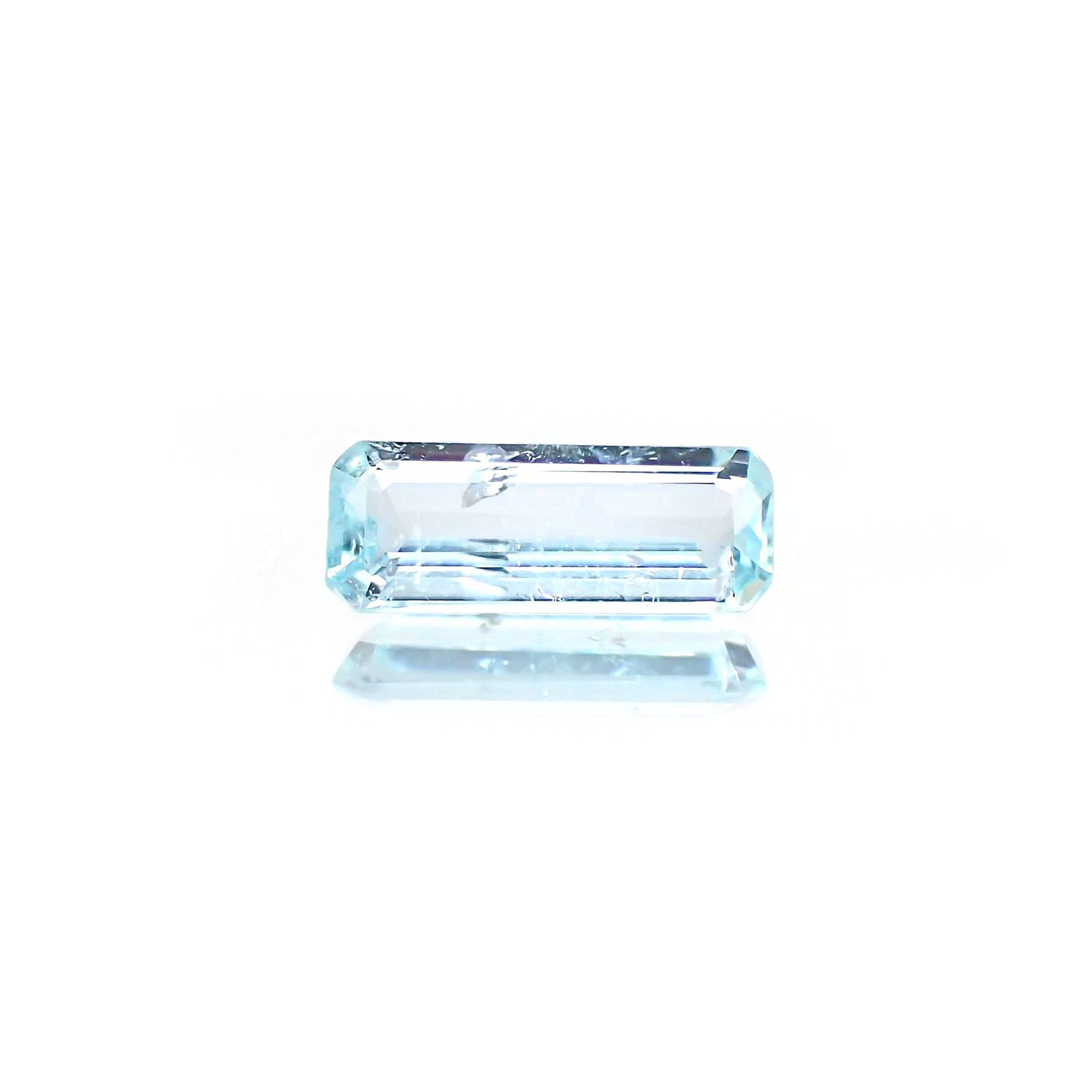 パライバトルマリン(宝石名トルマリン/別名パライバ・トルマリン)モザンビーク産 識別済 0.59ct / 8.4x3.3mm前後 [230421885]