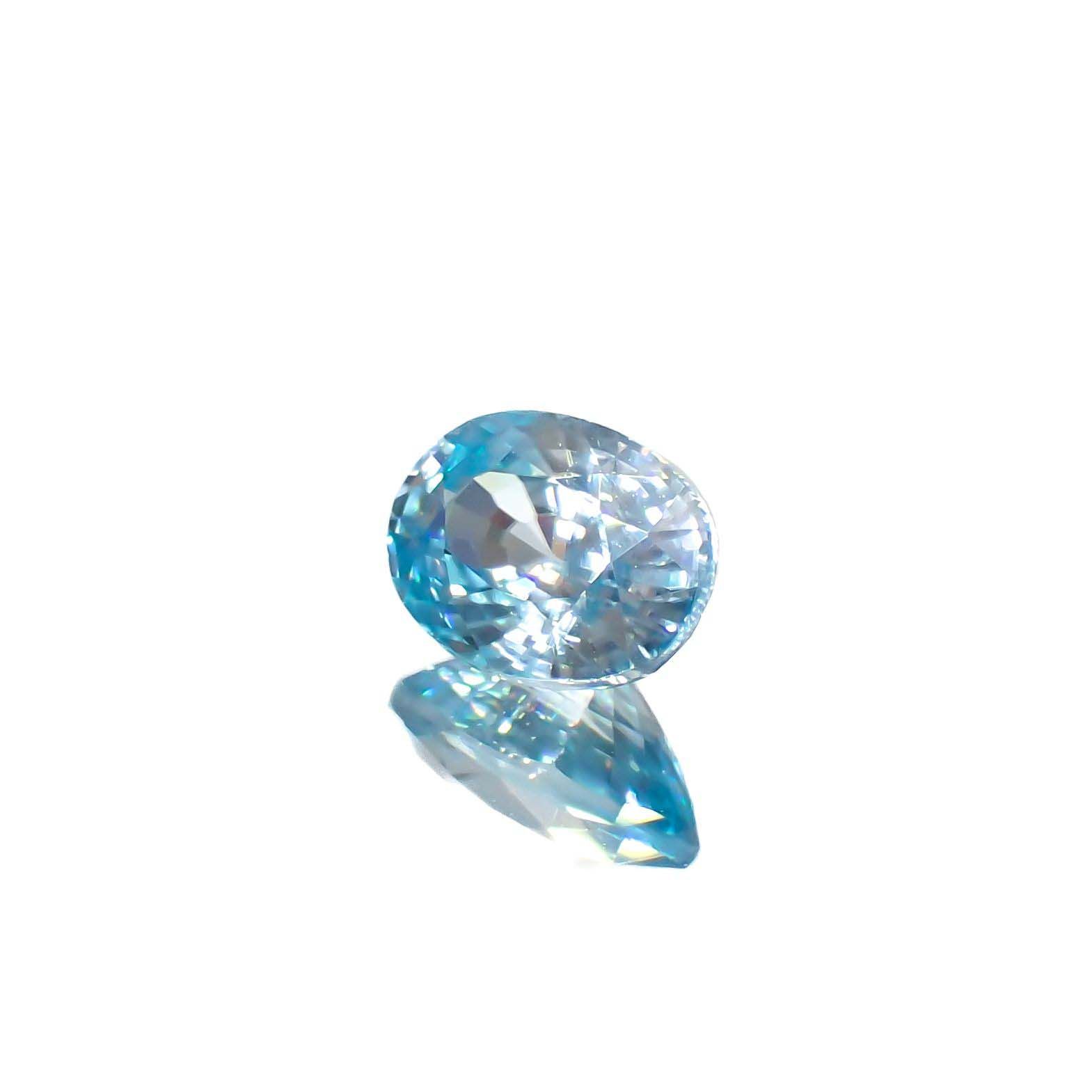 アイスブルージルコン カンボジア産 2.19ct[221018657]8x6mm前後