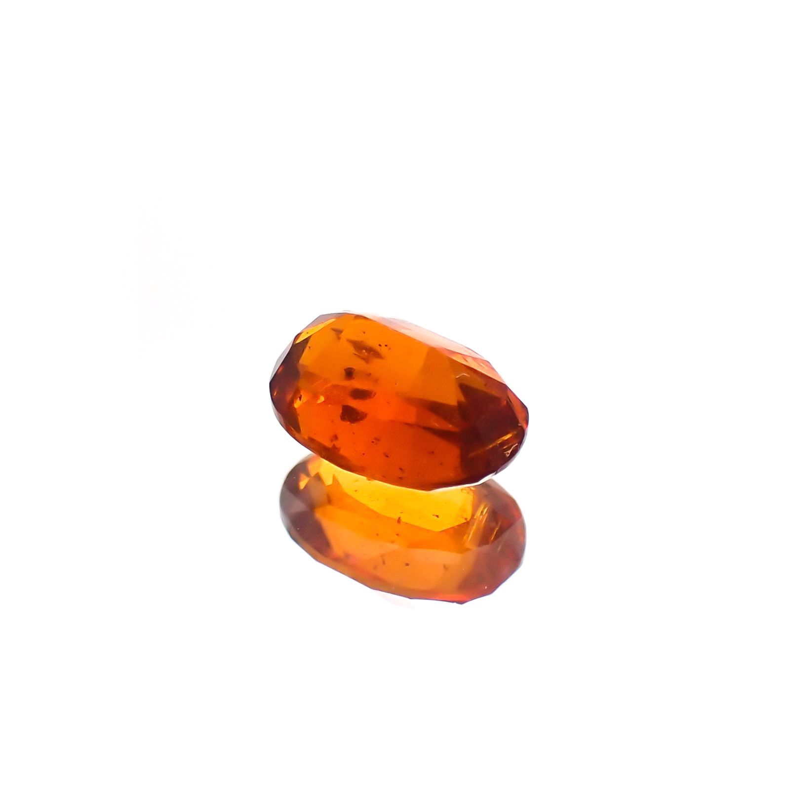 オレンジカイヤナイト(宝石名カイヤナイト) ネパール産 1.07ct 識別済[210812450]7×5mm前後