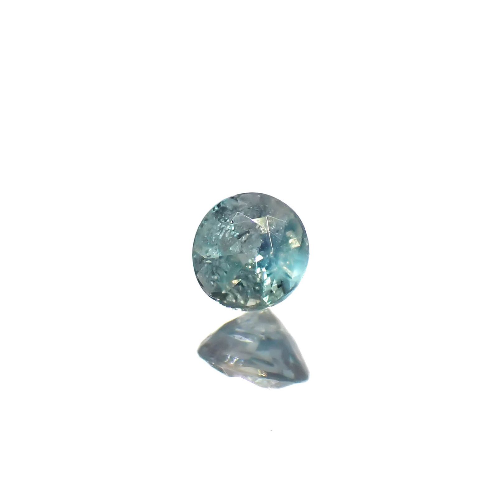 アレキサンドライト ブラジル産/EmeraldMains社製 0.052ct[240527622]2.4x2.4mm前後