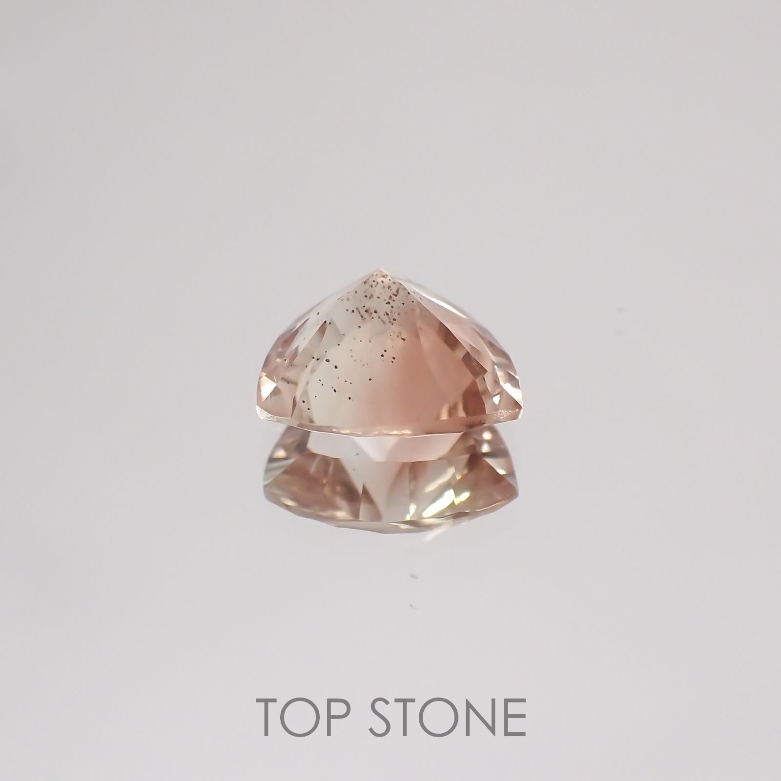 オレゴンサンストーン アメリカ産 ルース 1.46ct[210410425]8.1×7.8mm前後