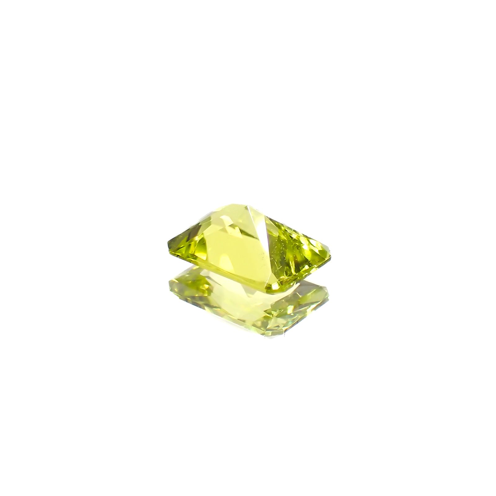 カナリートルマリン ザンビア・カナリー鉱山産 0.85ct[240527564]7x5mm前後