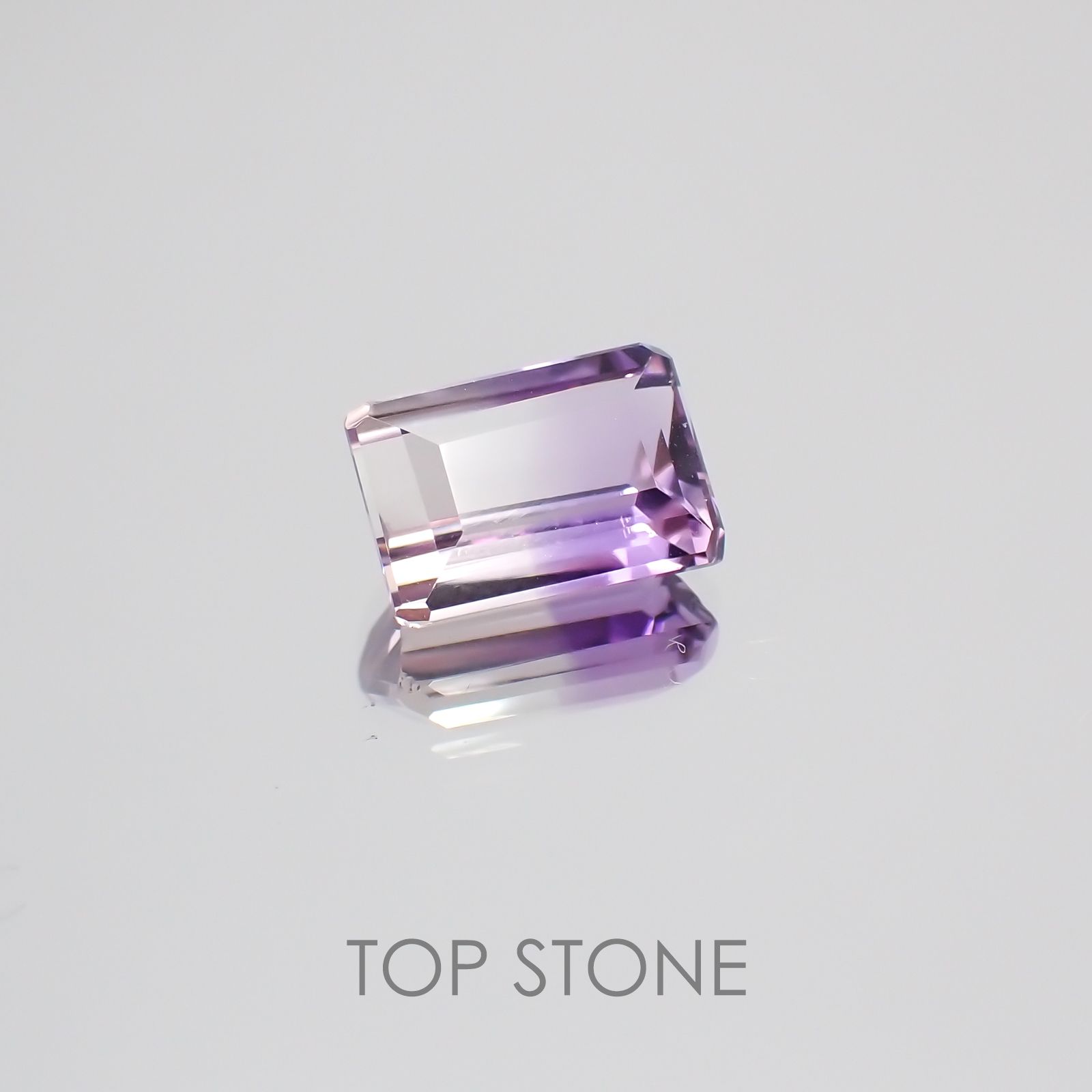 アワーグラスアメジスト モロッコ産 ルース 2.03ct[21018587]8.9×6.3mm前後