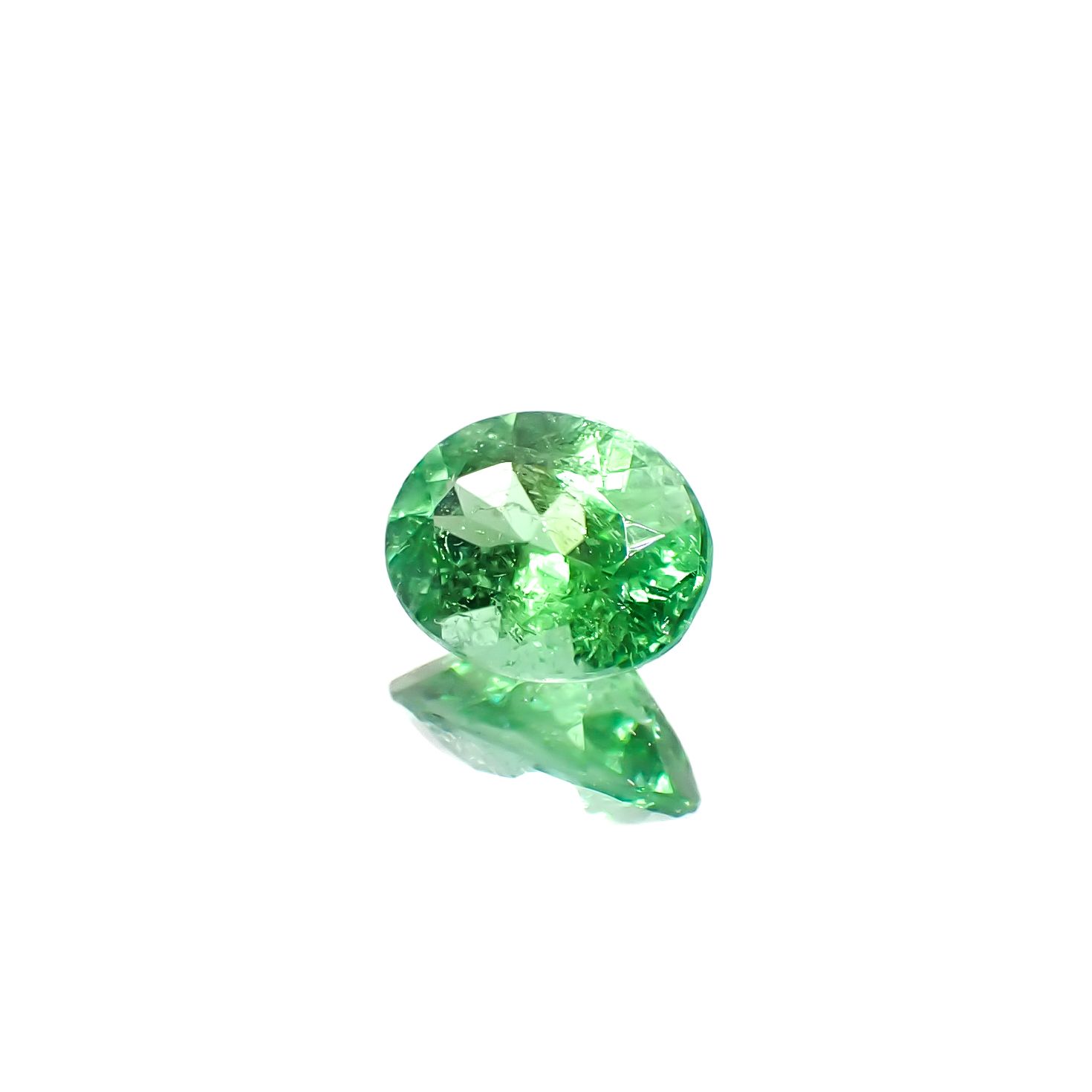 パライバトルマリン ブラジル・パライバ州バターリャ鉱山産 0.49ct[240928735]5.9x4.5mm前後