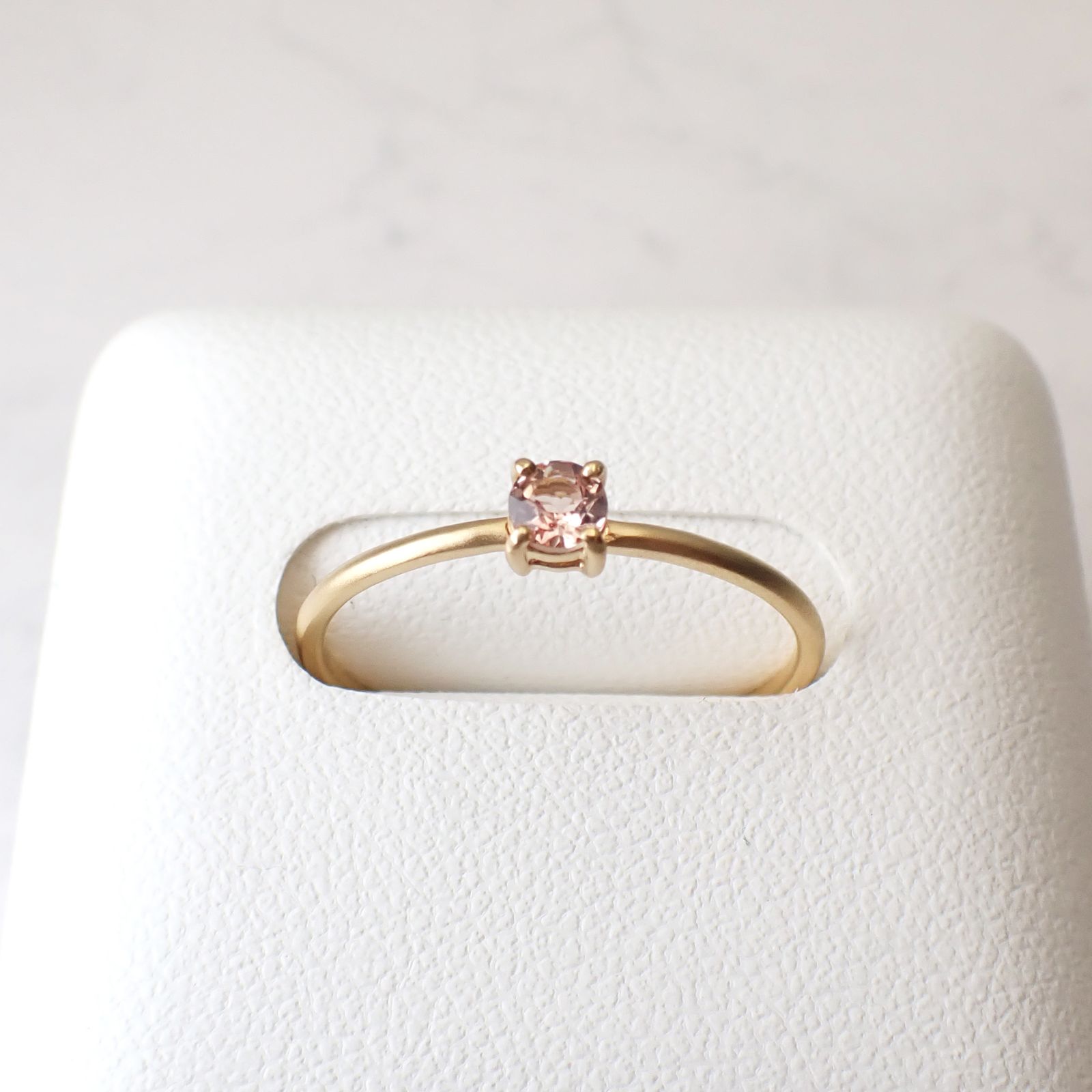 ◇K18リング◇ インペリアルトパーズ 0.15ct | ラウンド/つや消し仕上げ 3.5mm (15号 / アーム1.0mm) [241229433]