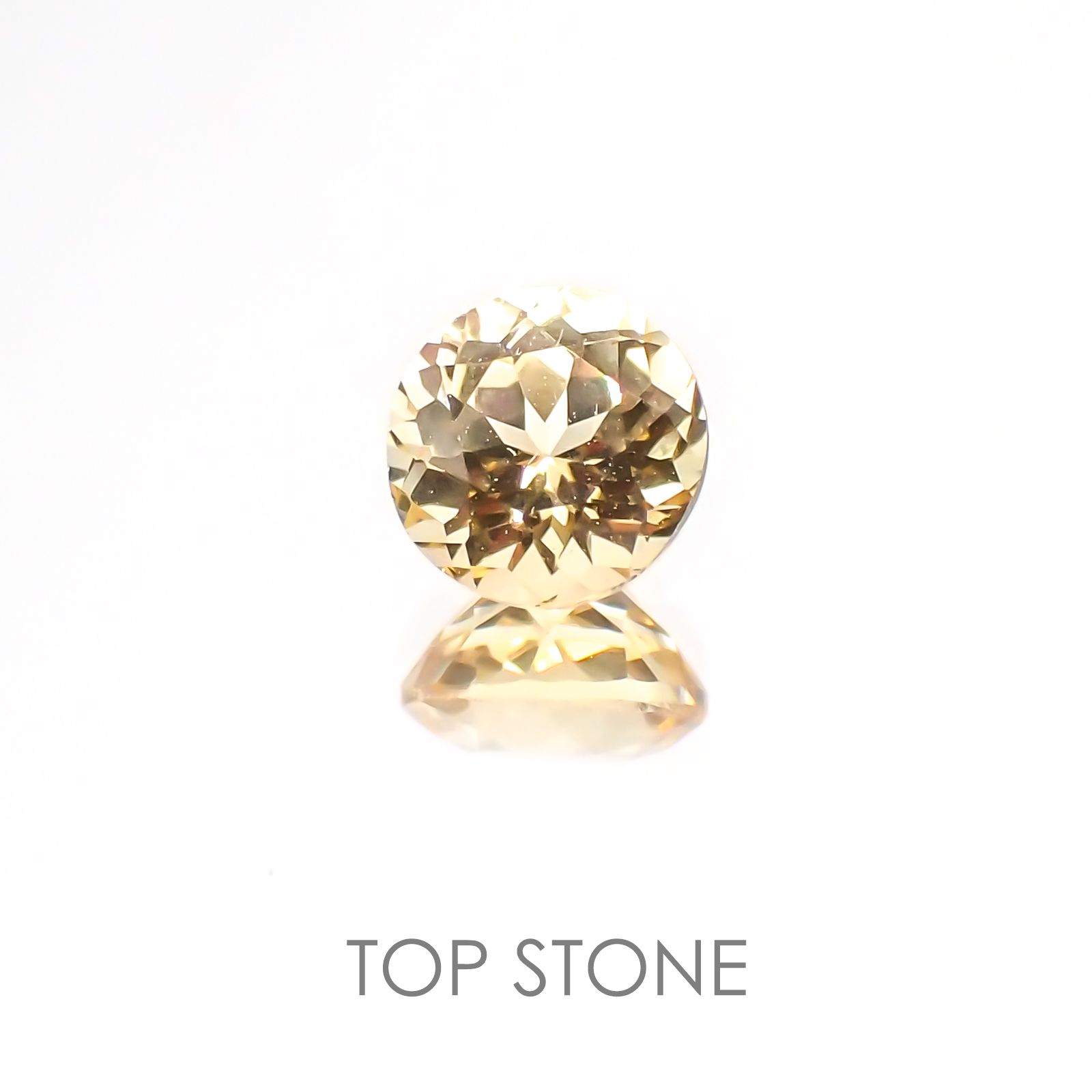 インペリアルトパーズ(宝石名トパーズ) ブラジル産 0.83ct 識別済[20127861]5.6×5.5mm前後