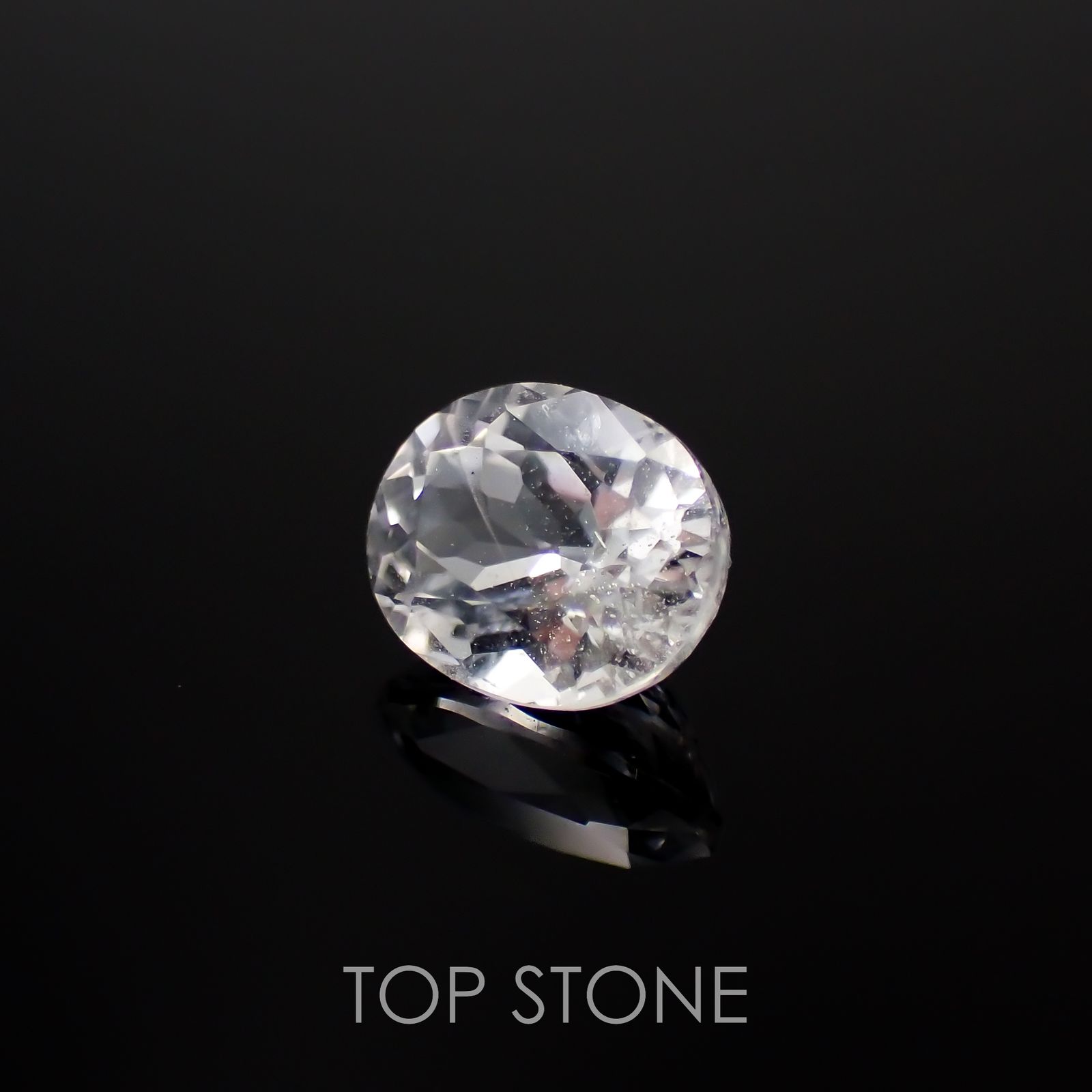 フェナカイト(宝石名フェナカイト)マダガスカル/ブラジル産 0.85ct 識別済[221119143]6.6x5.3mm前後