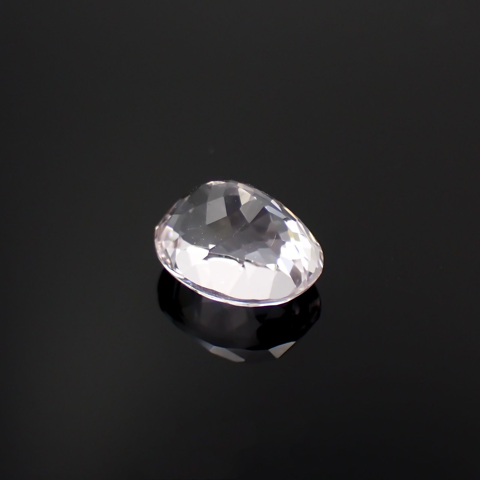 クンツァイト アフガニスタン産 2.75ct[240219605]9.1x7.2mm前後