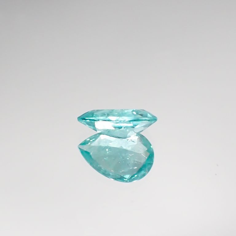 パライバトルマリン(宝石名トルマリン/別名パライバ・トルマリン) ブラジル・キントス鉱山産 0.339ct ソ付(宝貴協)[210711760]6.0×4.2mm前後