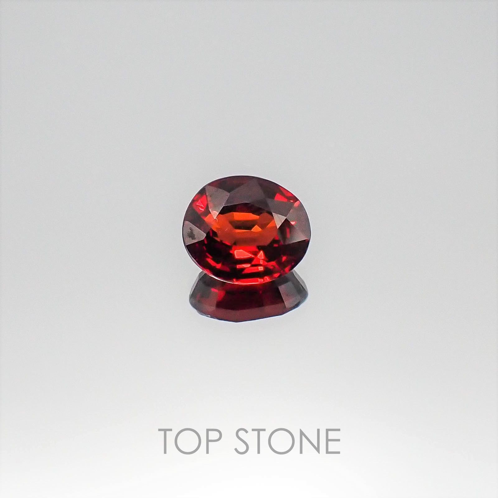 アルマンディンスペサルティンガーネット(宝石名アルマンディン スペサルティン・ガーネット) マダガスカル産 1.83ct 識別済[20073707]7.5×6.5mm前後