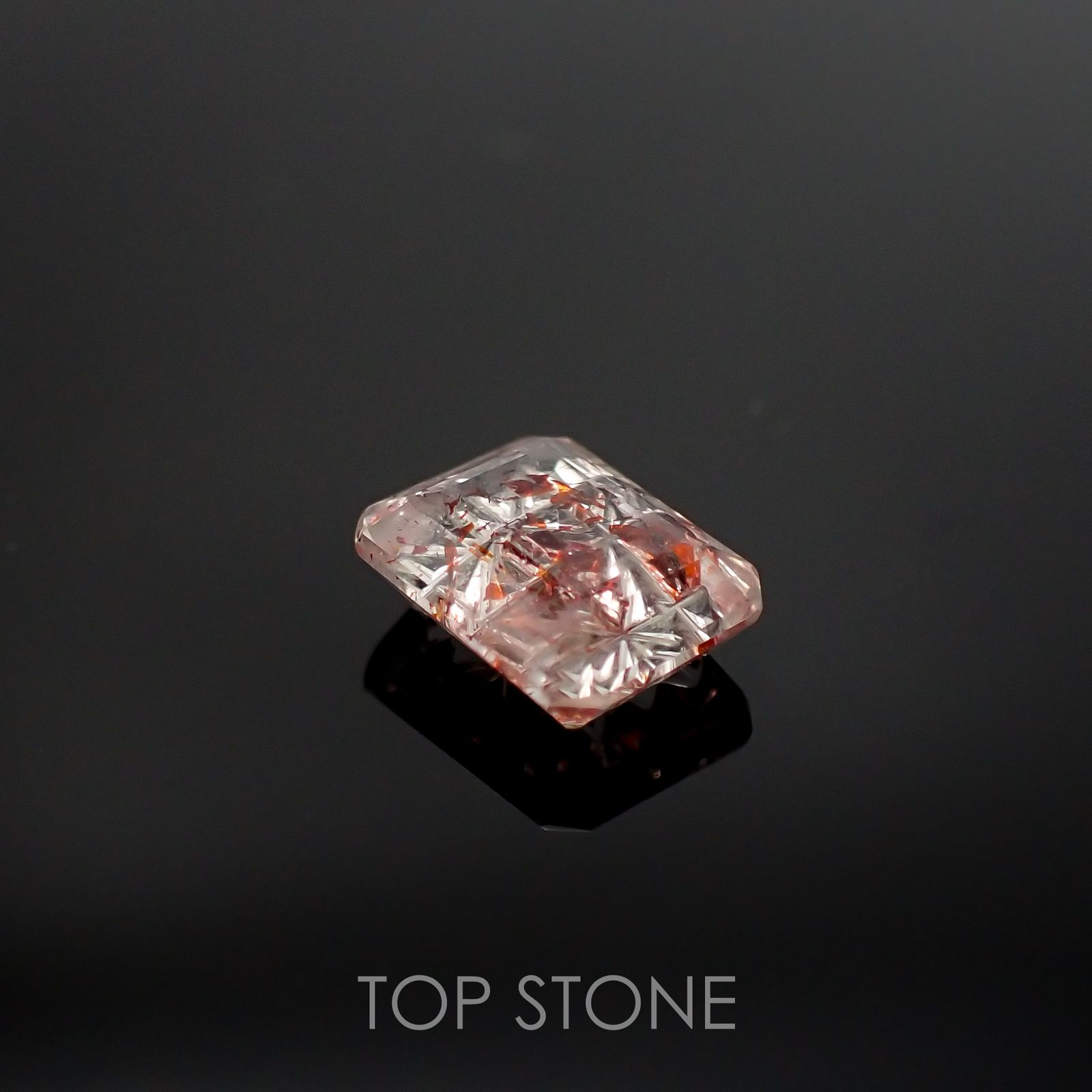 ◇甲州貴石切子Plus Three◇ファイヤークォーツ カード付き ナイジェリア産 ルース 1.425ct[210711607]8.1×6.3mm前後