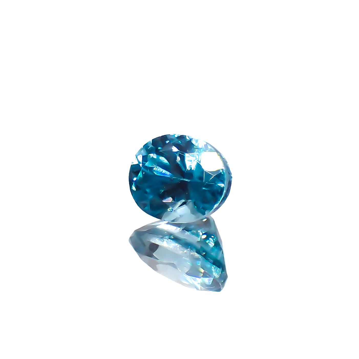 ブルージルコン カンボジア産 0.65ct[230823035]5.1x4mm前後