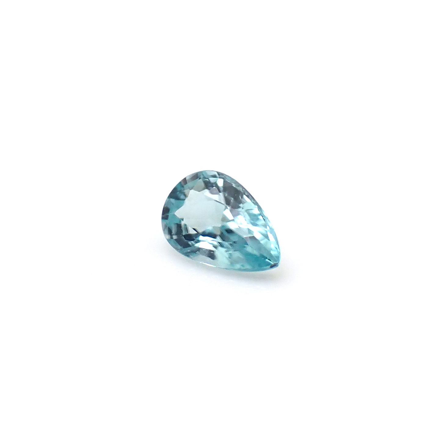 グランディディエライト(宝石名グランディディエライト)マダガスカル産 識別済 0.15ct / 4.4x2.9mm前後 [260826585]