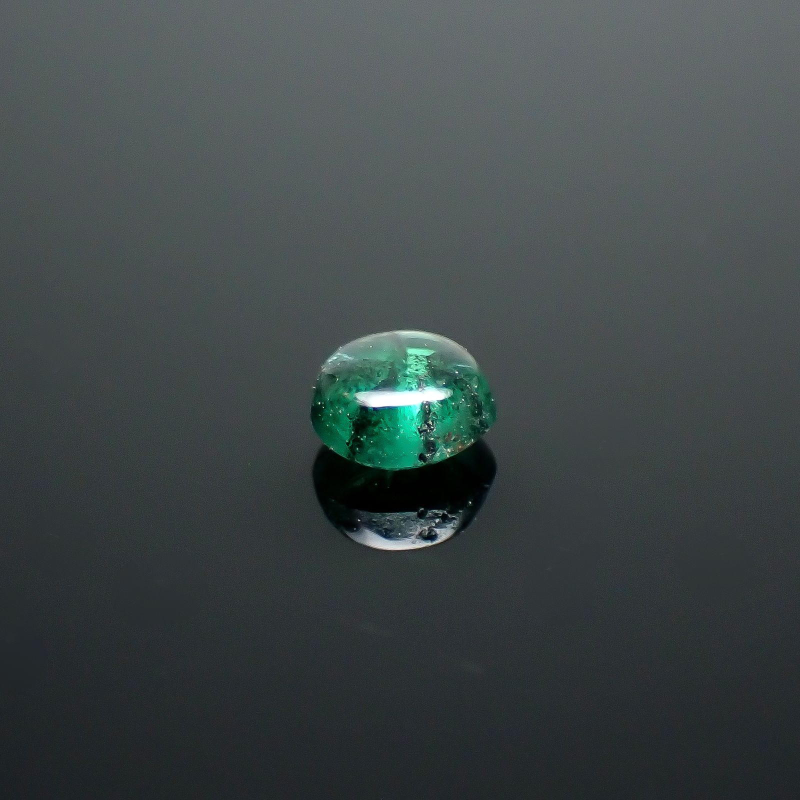 トラピッチェエメラルド コロンビア産 0.21ct[240326502]3.7x3.6mm前後