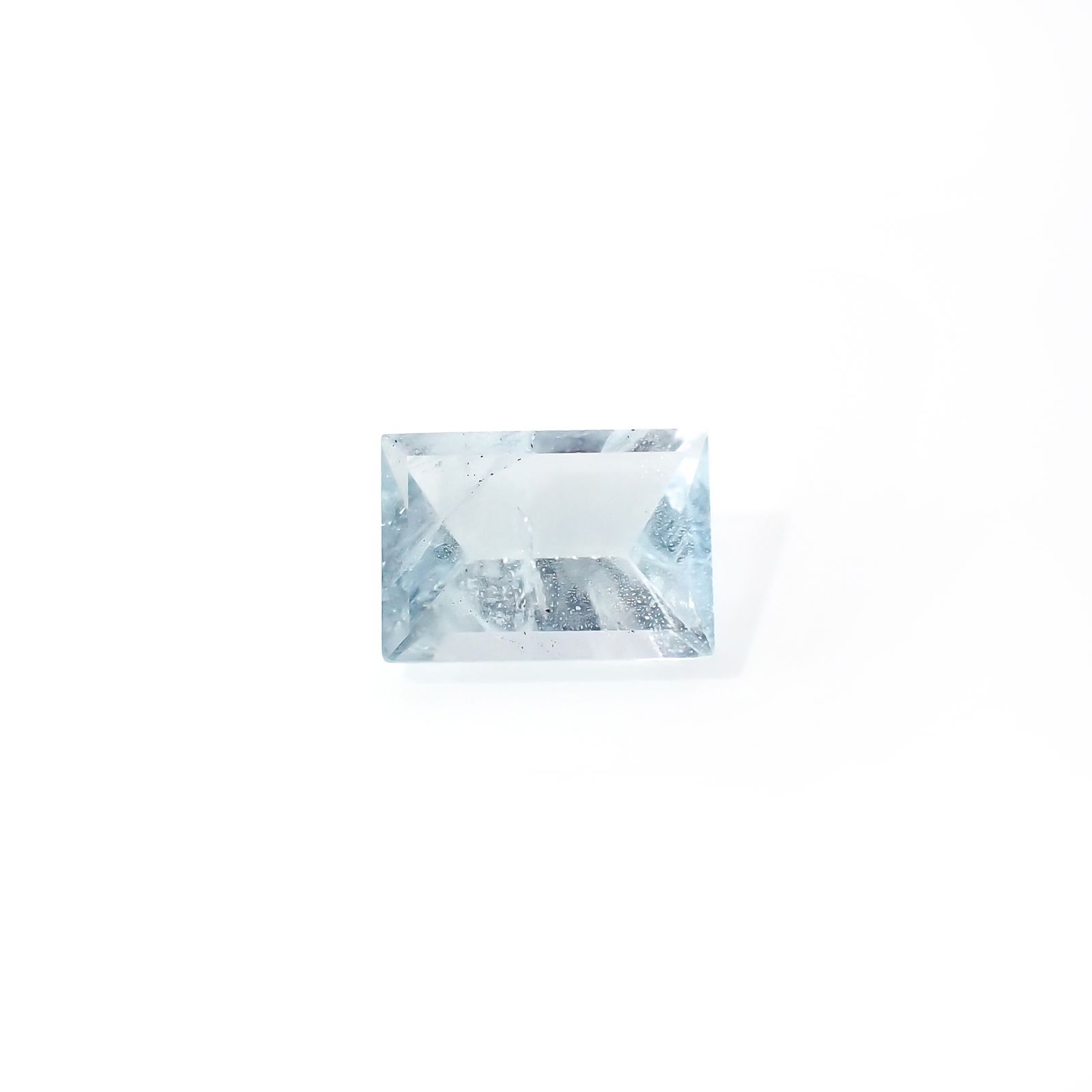 ◇ミラーカット◇アクアマリン モザンビーク産 0.87ct[240226101]7.1x5mm前後