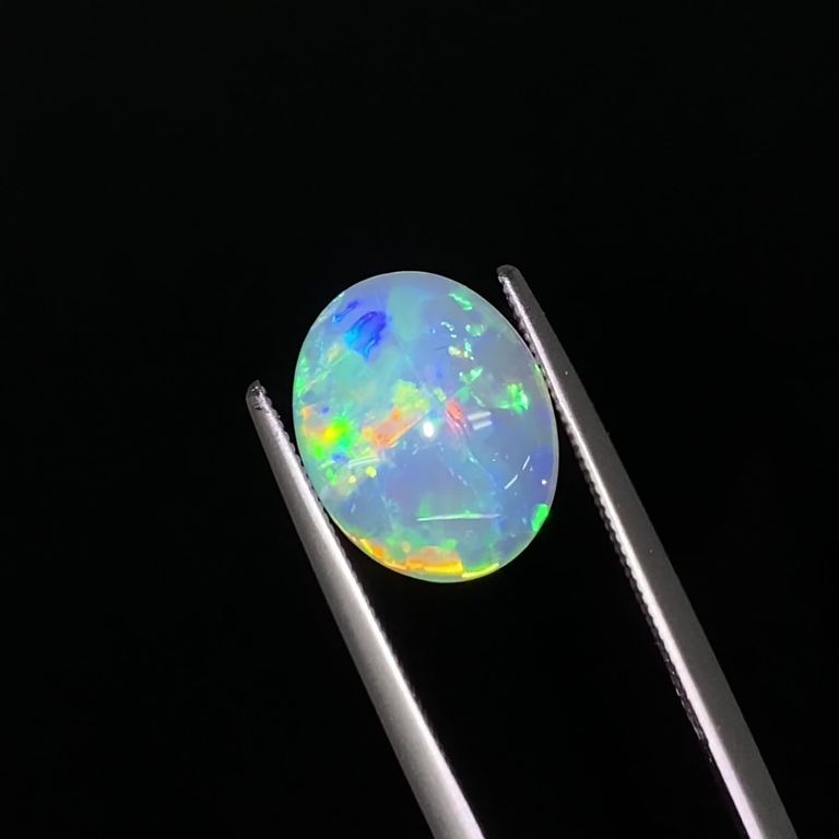 オパール オーストラリア産 1.98ct[231225222]12.4x9.8mm前後 | TOP 
