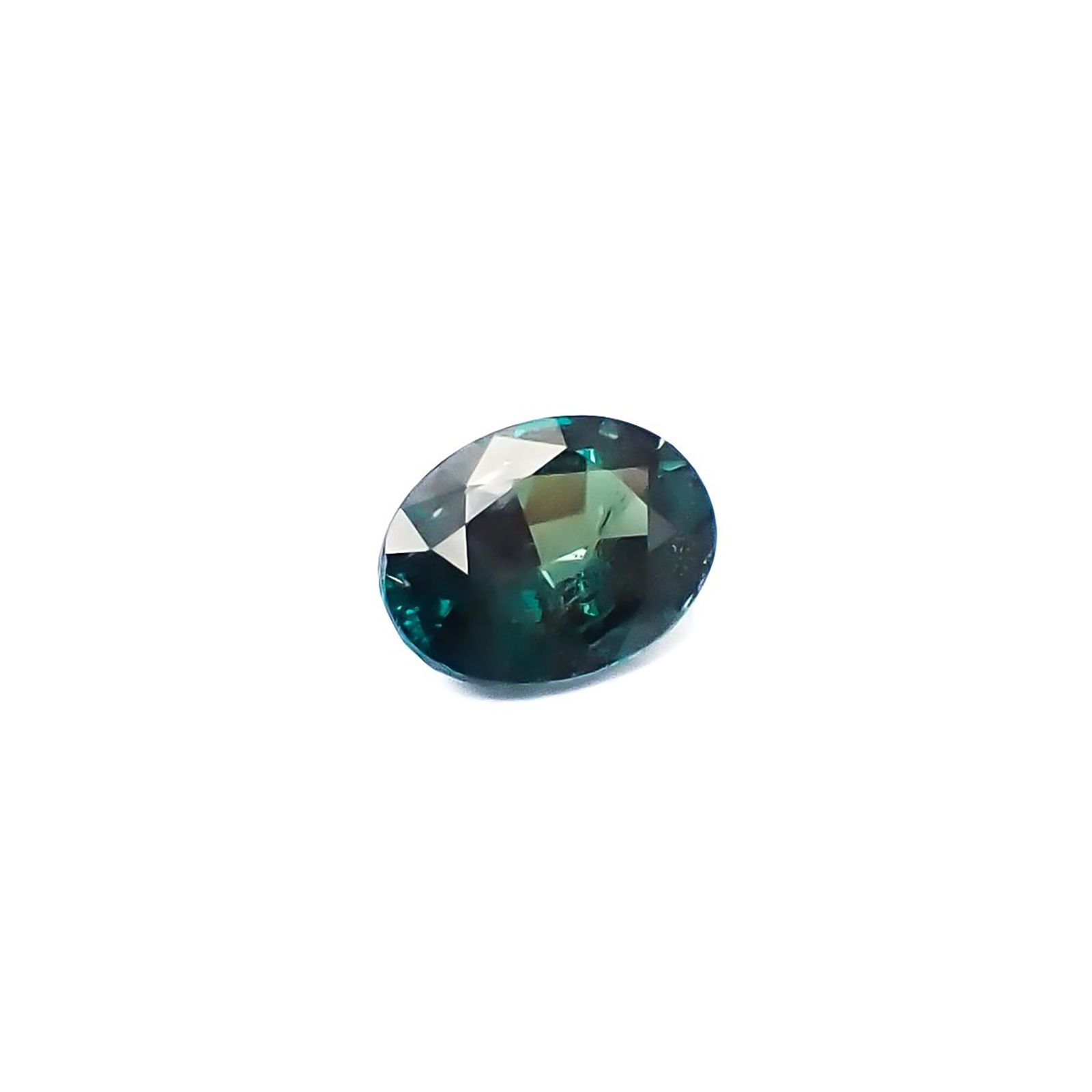 アレキサンドライト(宝石名アレキサンドライト)ブラジル産 GIA鑑付 0.88ct / 7.21x5.31mm前後 [260532227]