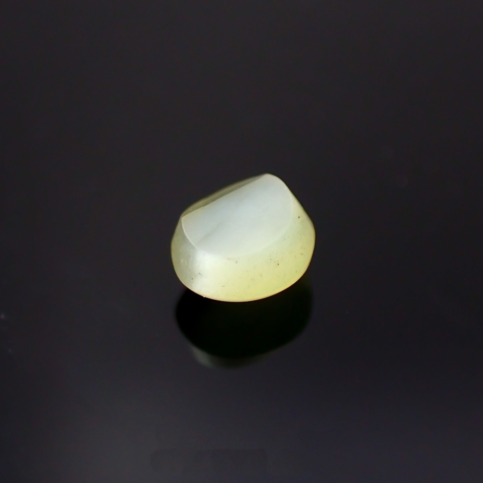 クリソベリルキャッツアイ スリランカ産 0.18ct / 3.2x2.8mm前後 [260118247]