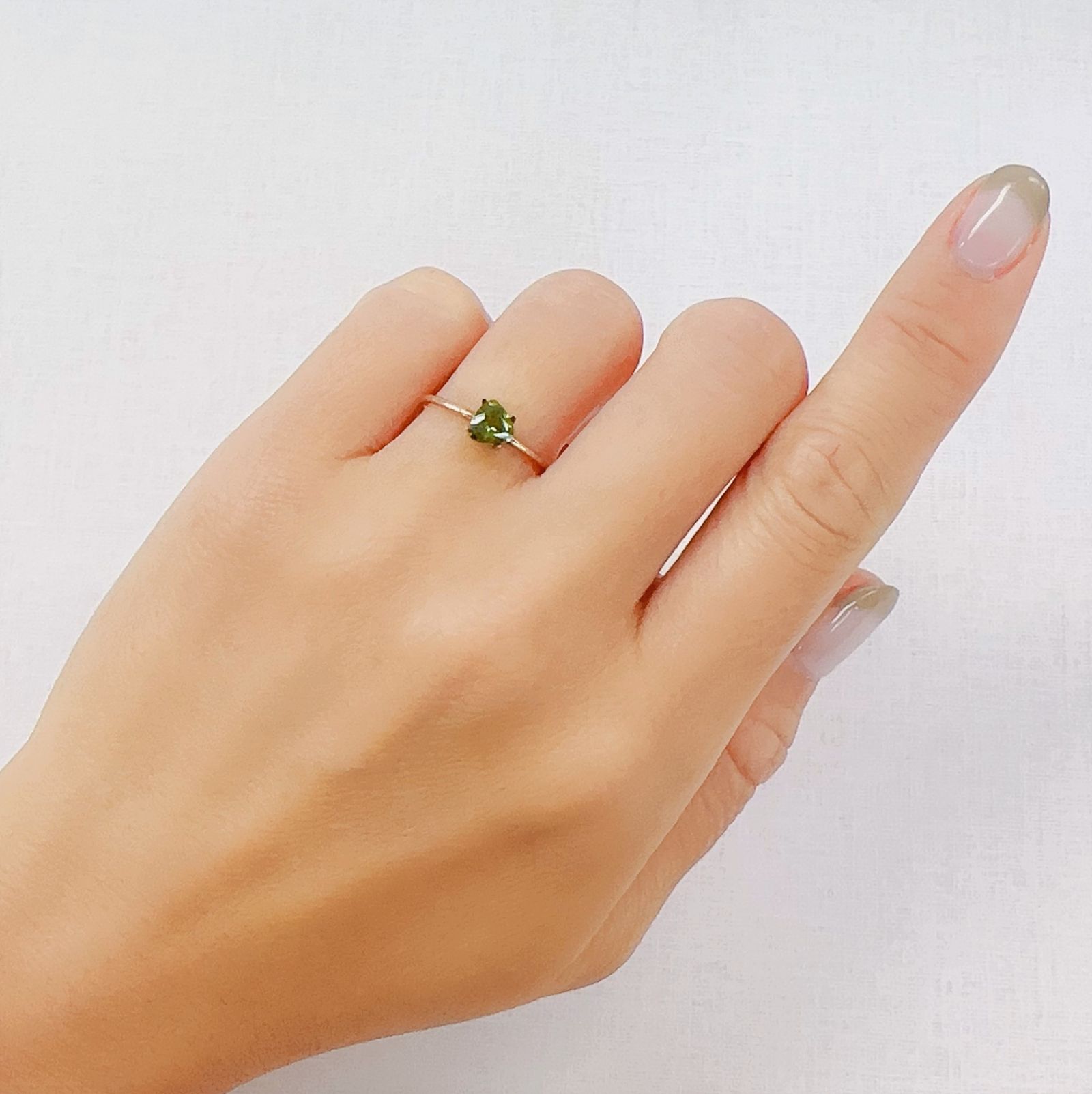 クロムトルマリン(宝石名クロム・トルマリン)タンザニア産 0.45ct 識別済[230823068]5.3x5.1mm前後