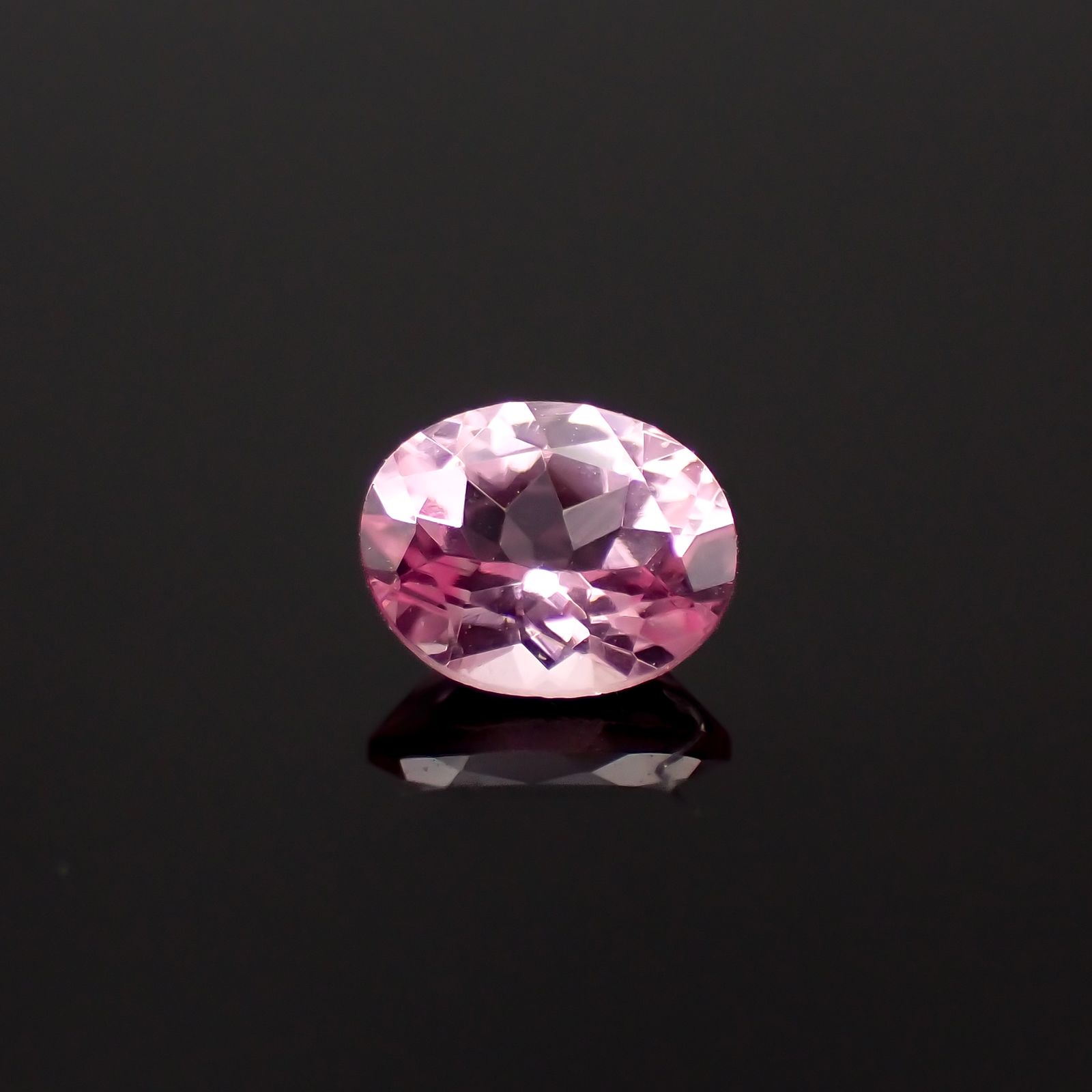 シルキーピンクスピネル タンザニア産 0.43ct [230421568]5x4mm前後