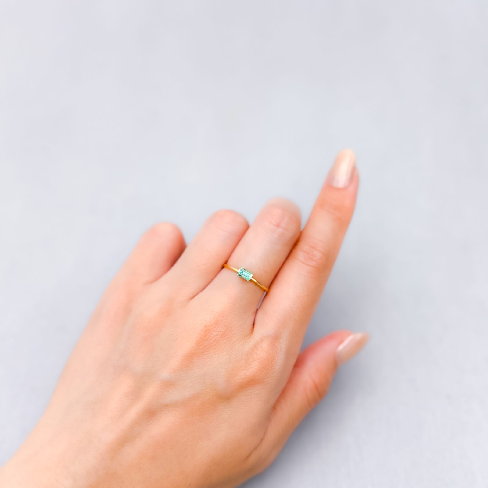 エメラルド ザンビア産 0.31ct [250430231]4.7x2.8mm前後