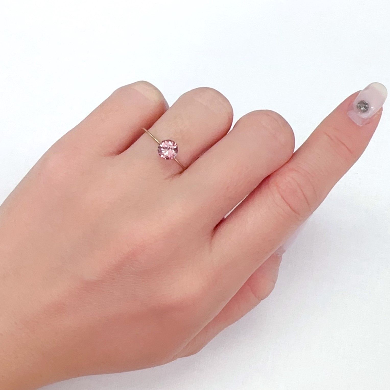 カラーシフトマラヤガーネット タンザニア産 0.94ct[231124345]5.9x5.8mm前後