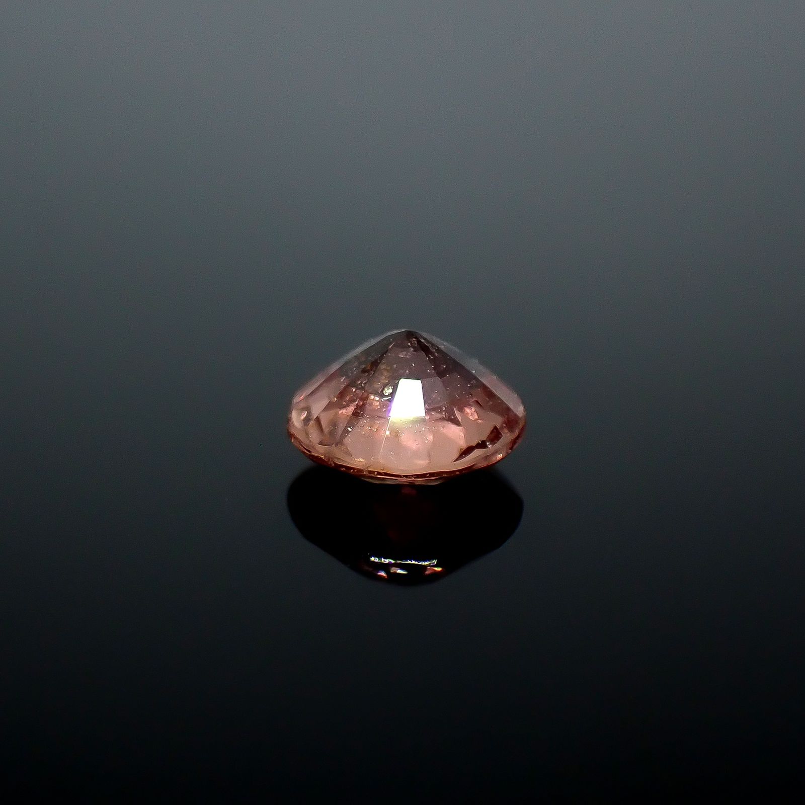 パパラチャサファイア(宝石名サファイア/別名パパラチャ・サファイア)スリランカ/マダガスカル産 DGL鑑付 0.553ct / 4.86x4.93mm前後 [251031289]