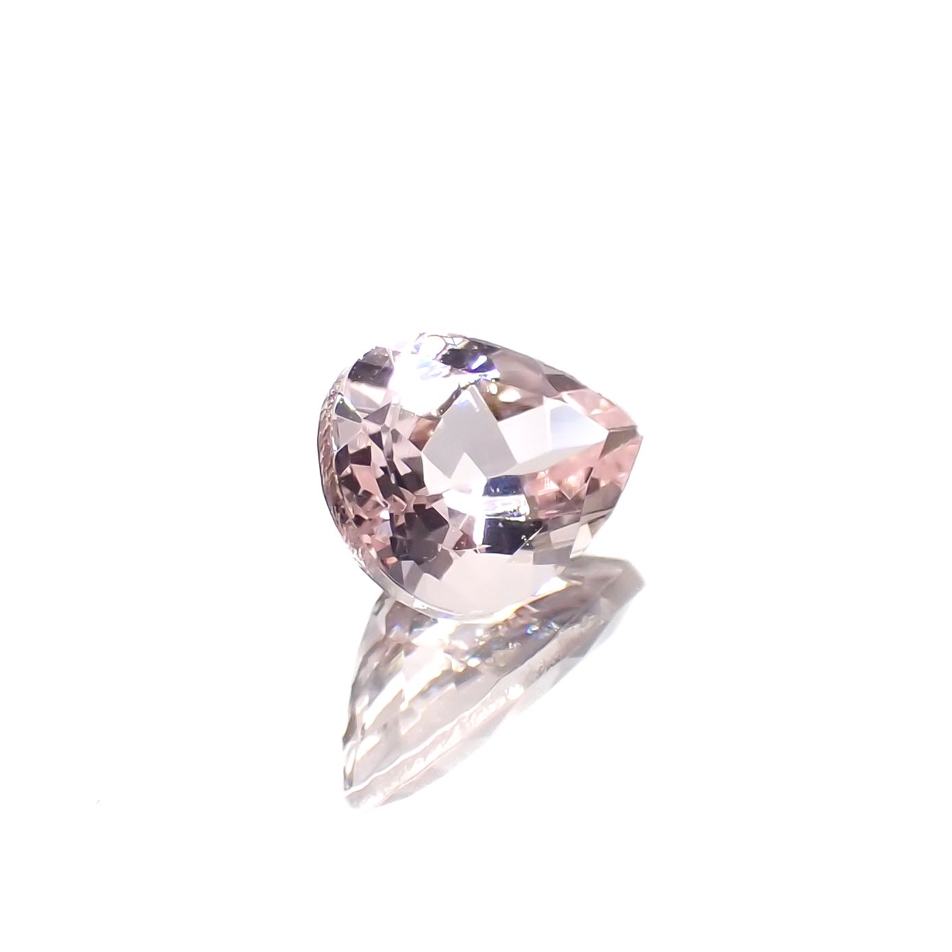 モルガナイト ブラジル産 0.60ct[230421791]7x5.1mm前後