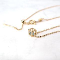 ◇K18 Reinette（レネット）◇ブルートパーズ | キューブボックスデザイン [チャーム/ペンダントトップ※チェーン別売り]