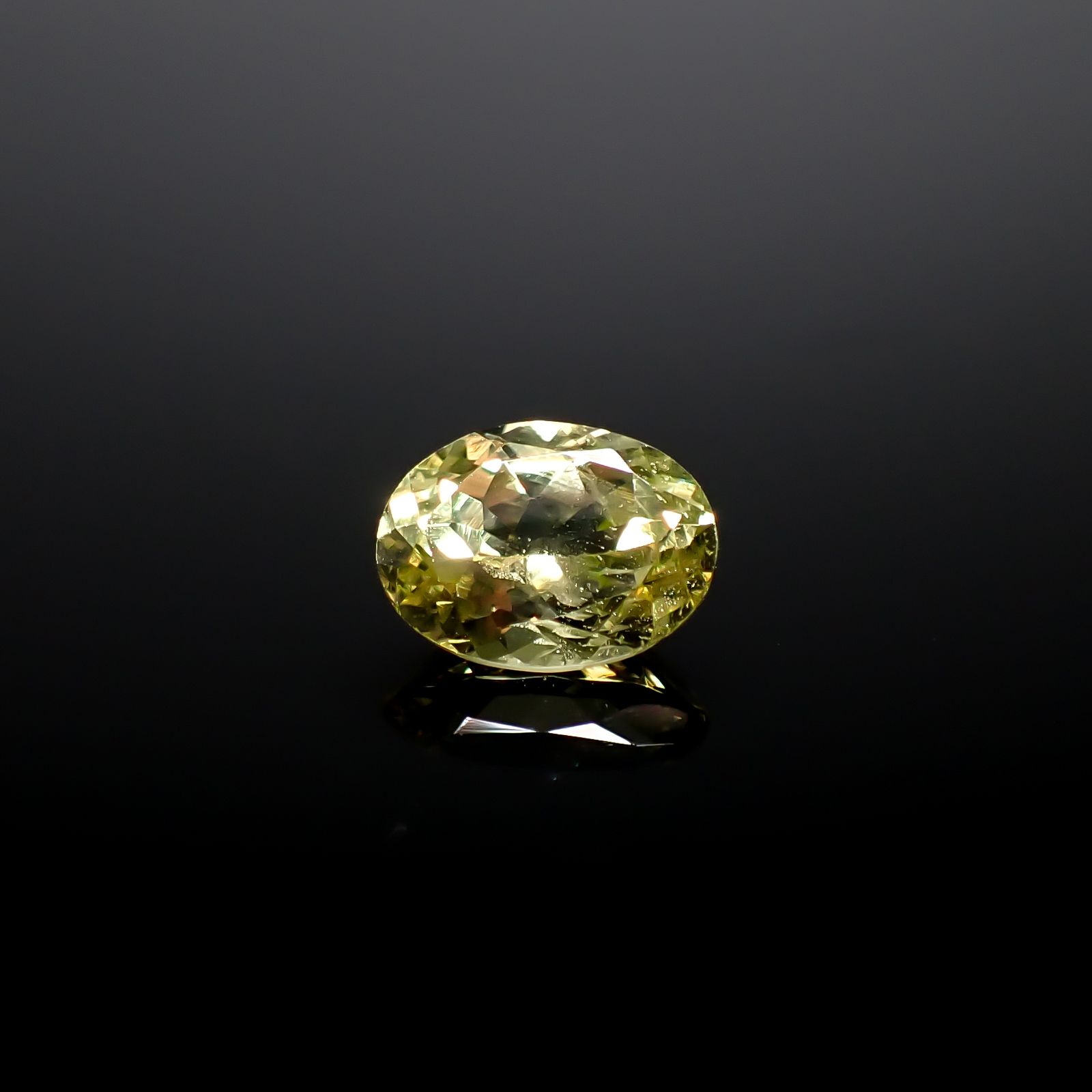 マリガーネット マリ共和国産 1.45ct [241229412]8x6mm前後