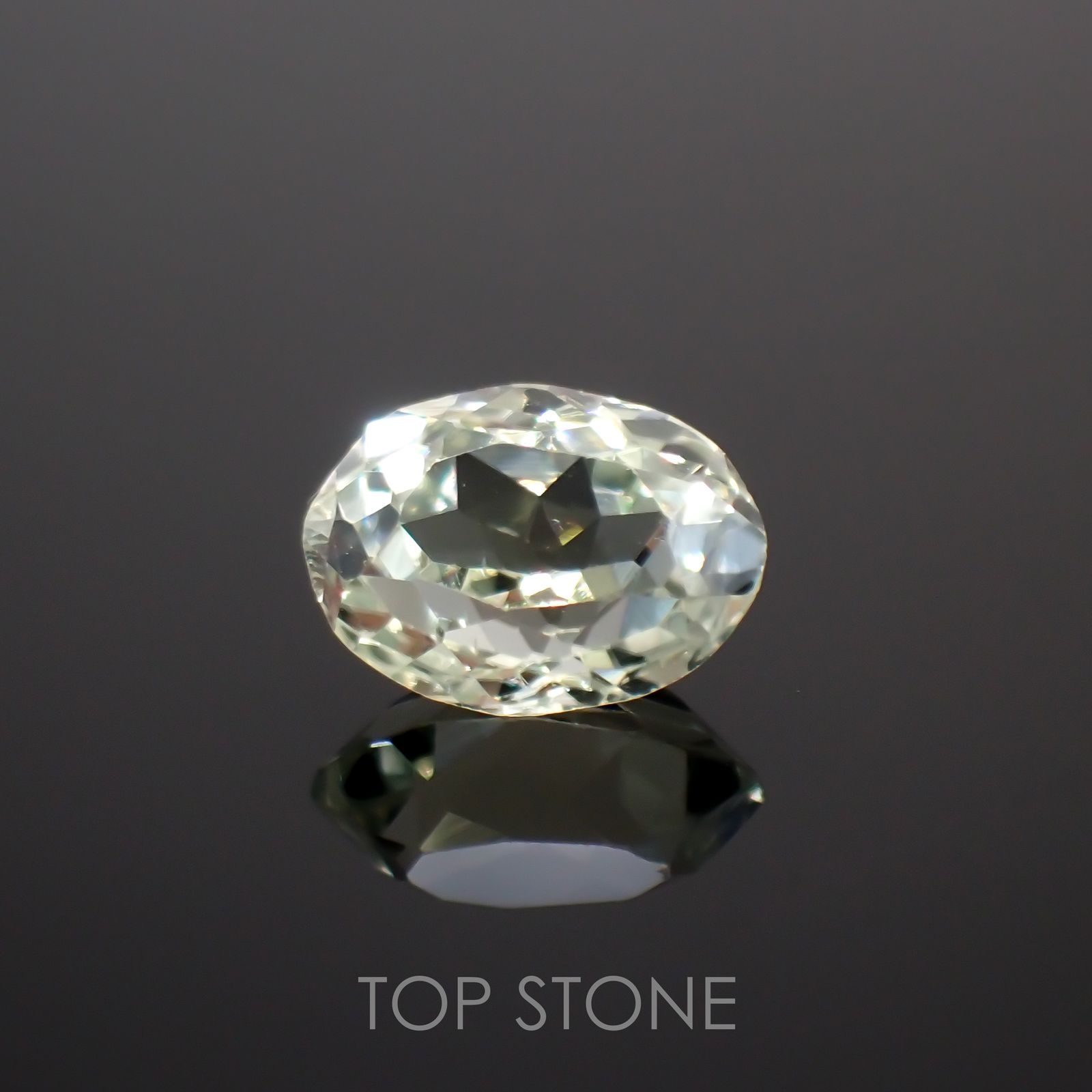 シリマナイト(宝石名シリマナイト)インド産 1.45ct 識別済[211113701]8x6mm前後