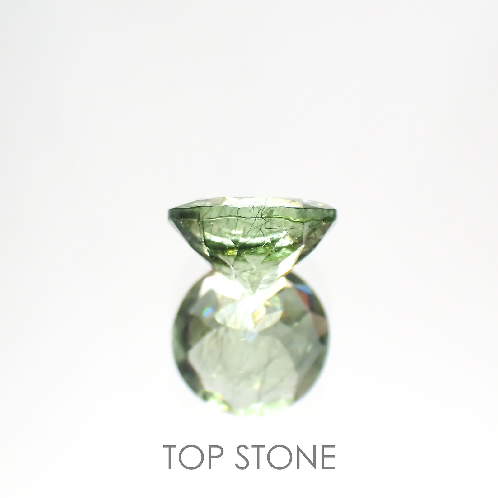 ルドウィジャイトインペリドット パキスタン産 ルース 1.36ct[210913495]7.2×7.1mm前後