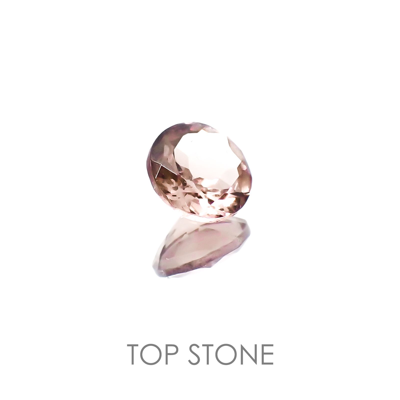 カラーチェンジ マラヤガーネット タンザニア産 ルース 0.6ct[20117761]5.1×5.1mm前後