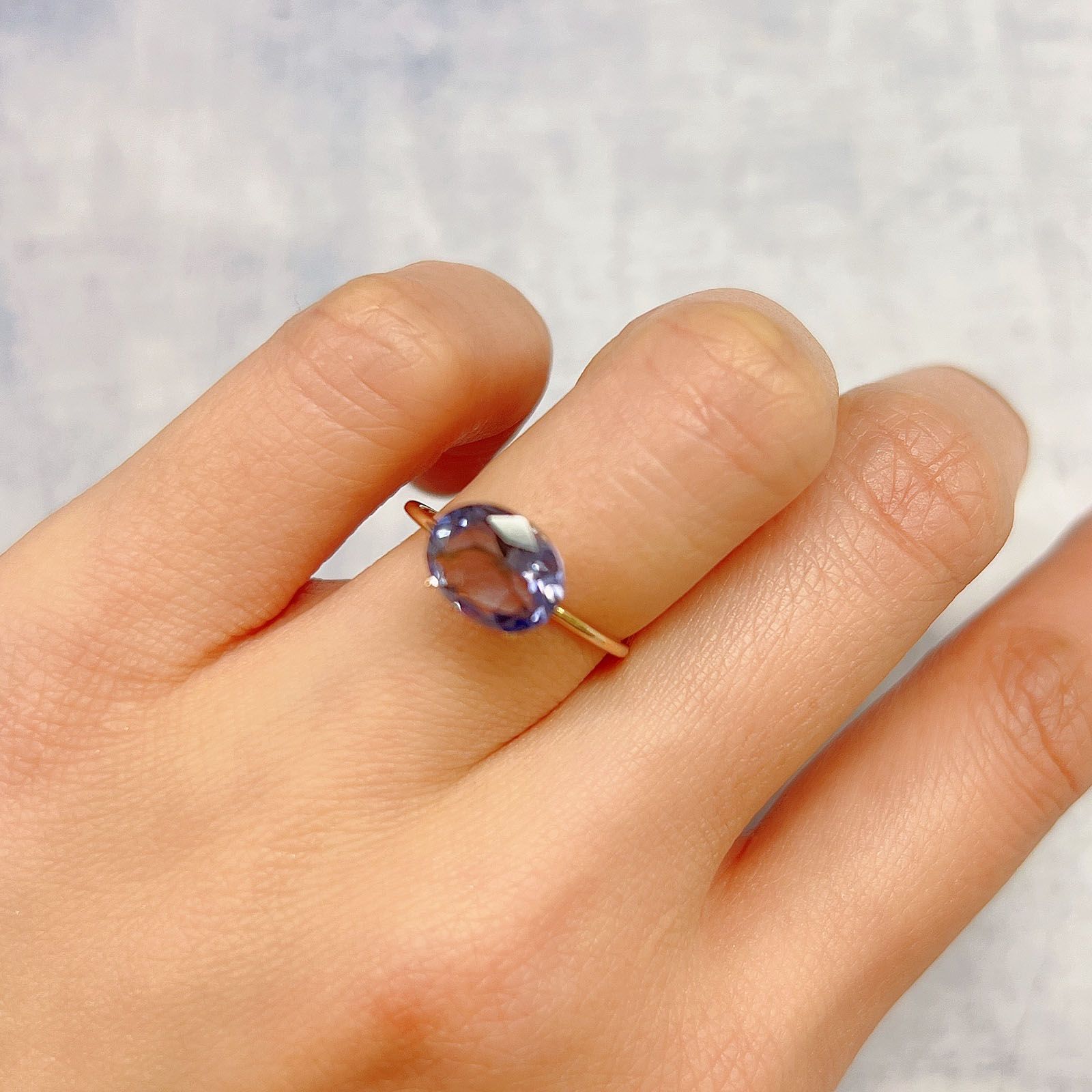 アイオライト(宝石名アイオライト) タンザニア産 1.40ct 識別済[20073552]8.9×7mm前後