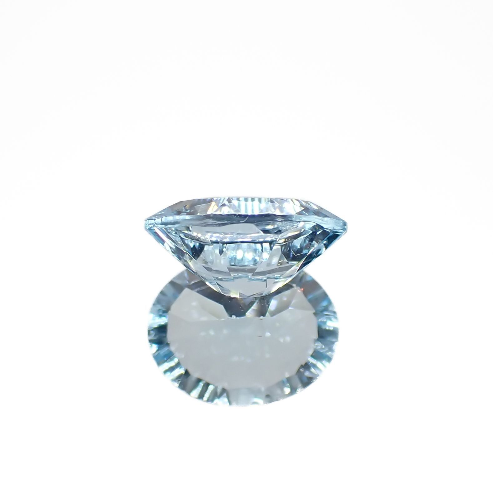 ブルートパーズ ブラジル産 2.71ct[221219347]10x8mm前後