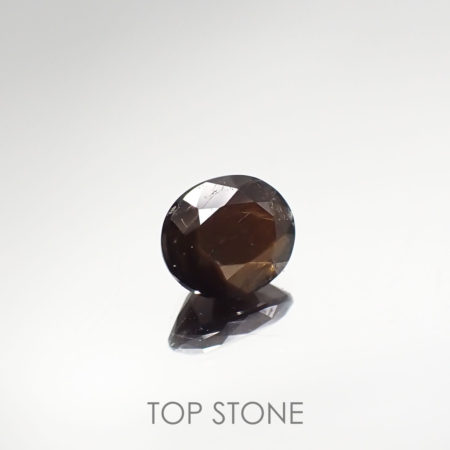 ゴールドシーンサファイア 非加熱(宝石名シーン・サファイア) ケニア産 1.004ct ソ付(彩珠)[210712076]6.3×5.2mm前後
