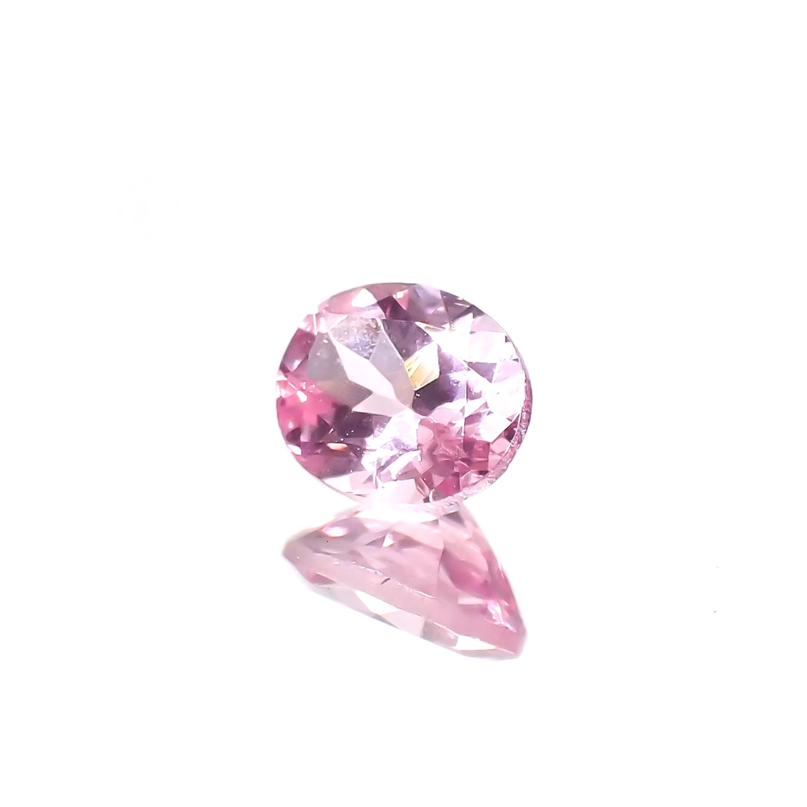 シルキーピンクスピネル タンザニア産 0.43ct [230421568]5x4mm前後