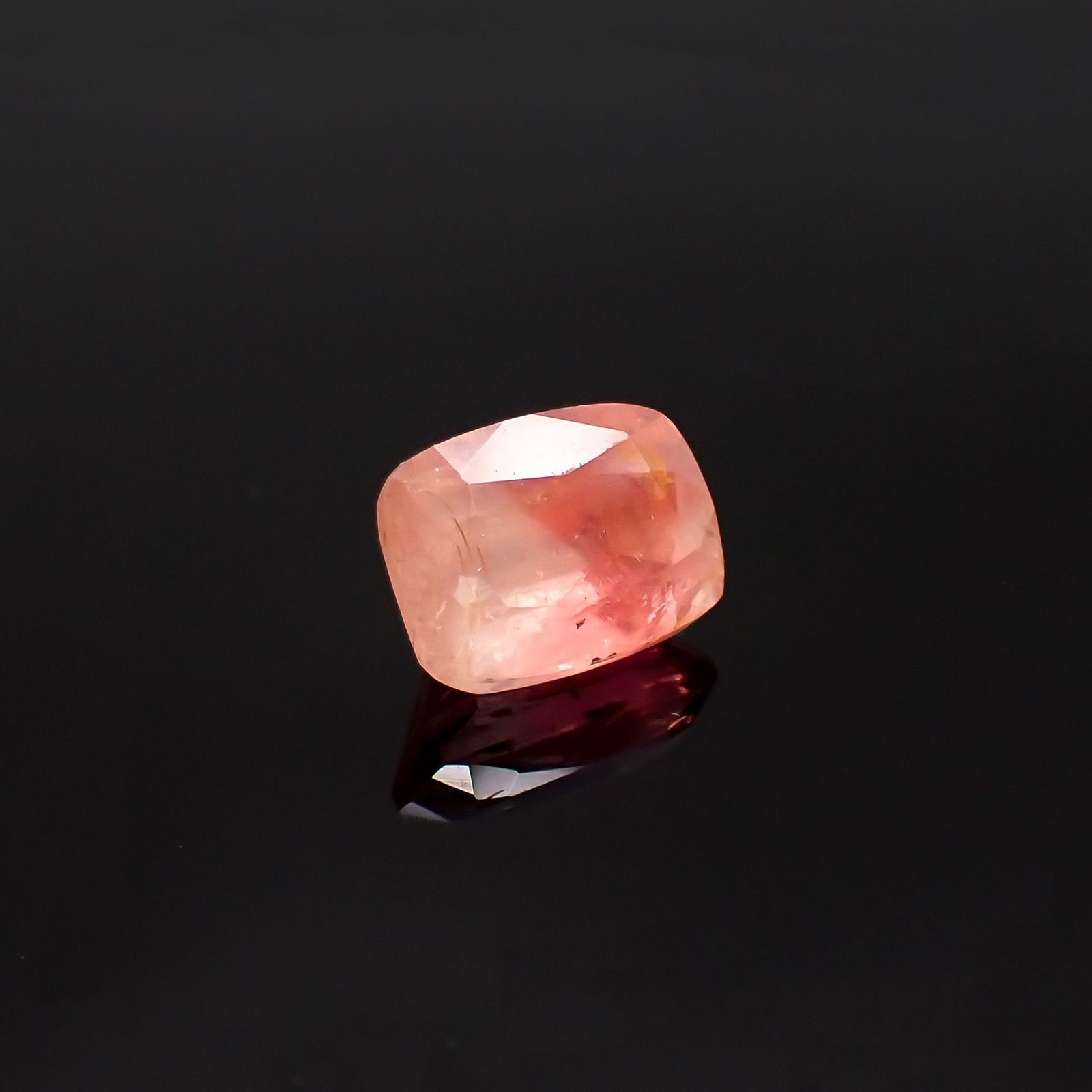 バイカラーピンクユークレース・ルース】ブラジル産3.245ct・鑑別書付