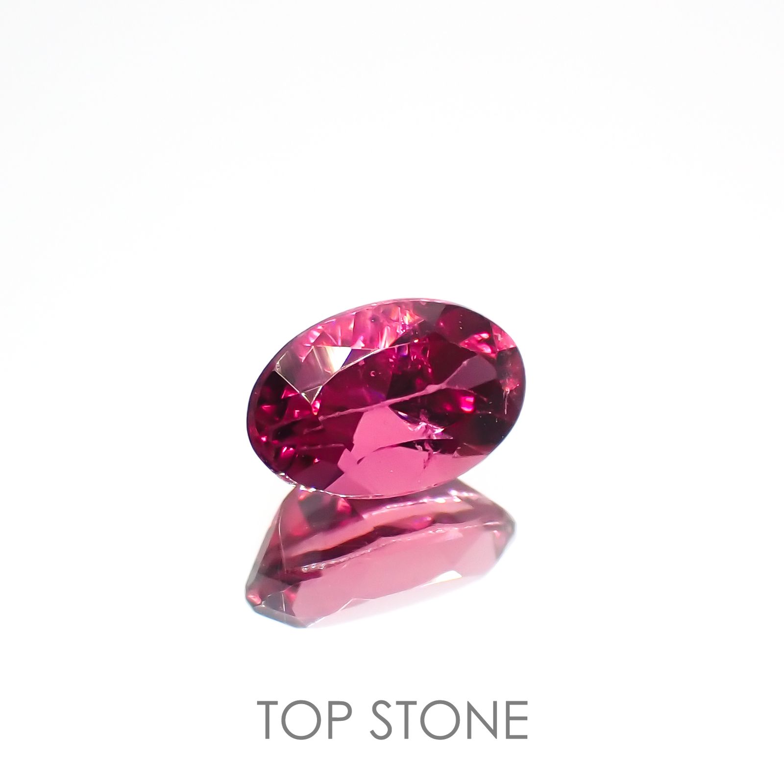 ルベライト ブラジル・ミナスジェライス州産 0.46ct[221018302]5.8x3.7mm前後