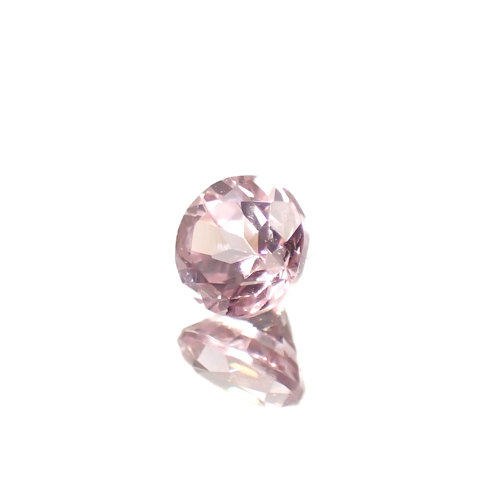 価格交渉可 ドラゴンガーネット タンザニア産 0.96ct6.9x4.9mm前後-