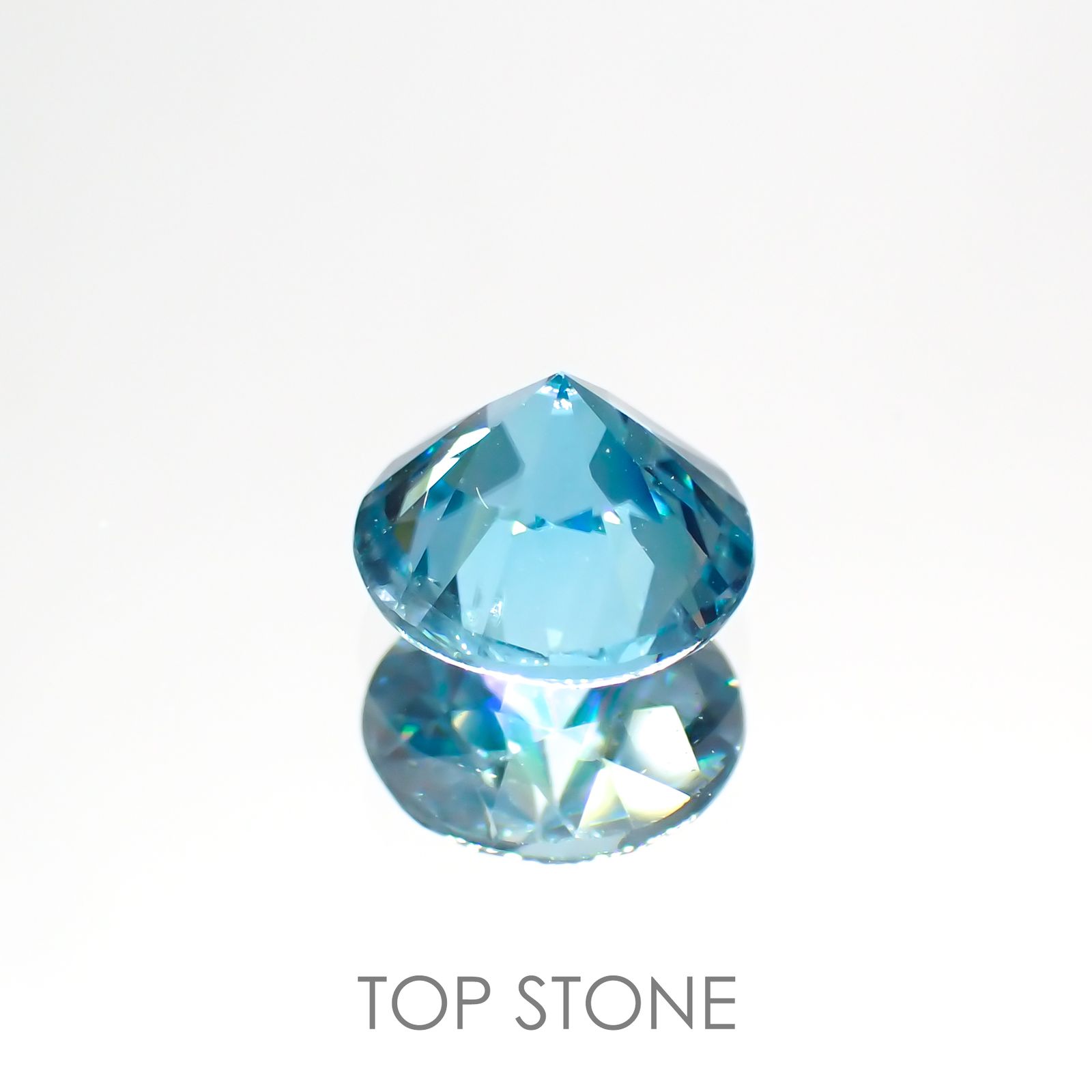 ブルージルコン(宝石名ジルコン) カンボジア産 1.90ct 識別済[20063293]7.1×7.1mm前後