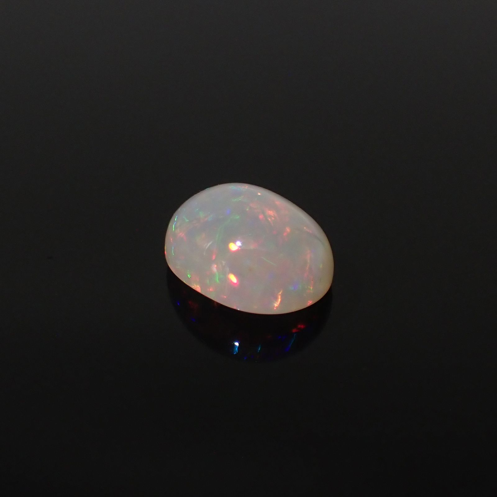 エチオピアオパール(宝石名オパール)エチオピア産 2.486ct ソ付(彩珠)[230722823]11.1x8.9mm前後