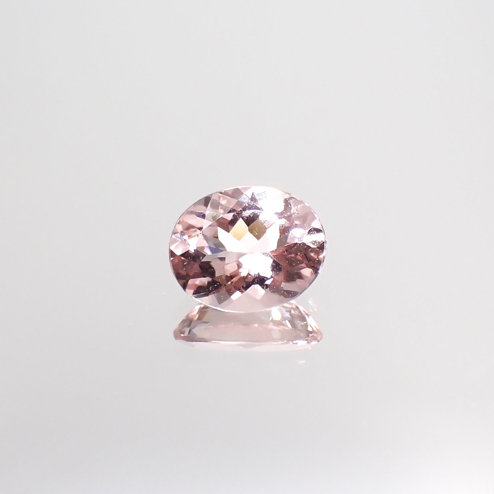 モルガナイト ブラジル/モザンビーク産 2.18ct[231224876]10.1x8.1mm前後