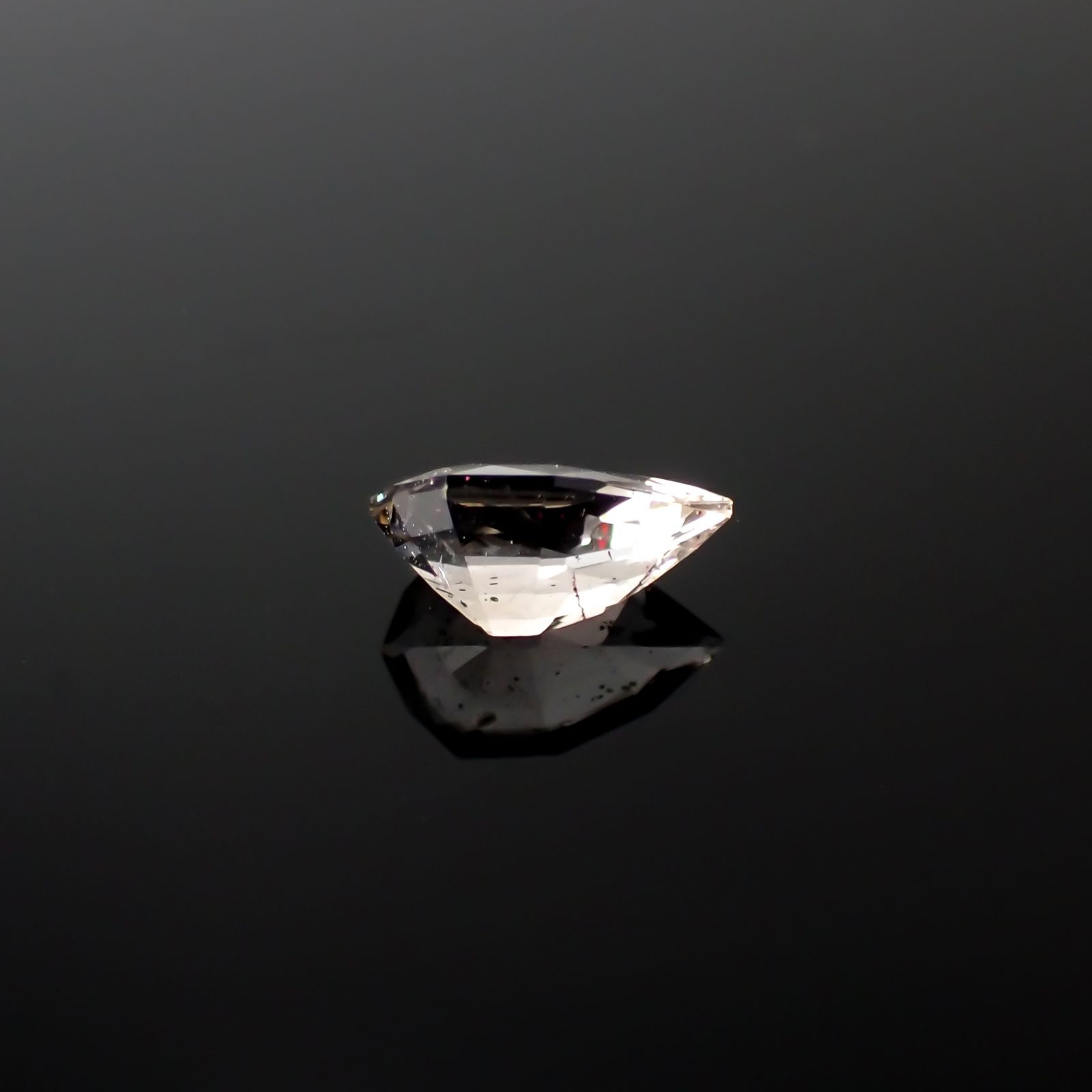 ◇カスタムカット◇ティンカーベルクォーツ ブラジル産 0.86ct[240125452]8.6x5.5mm前後