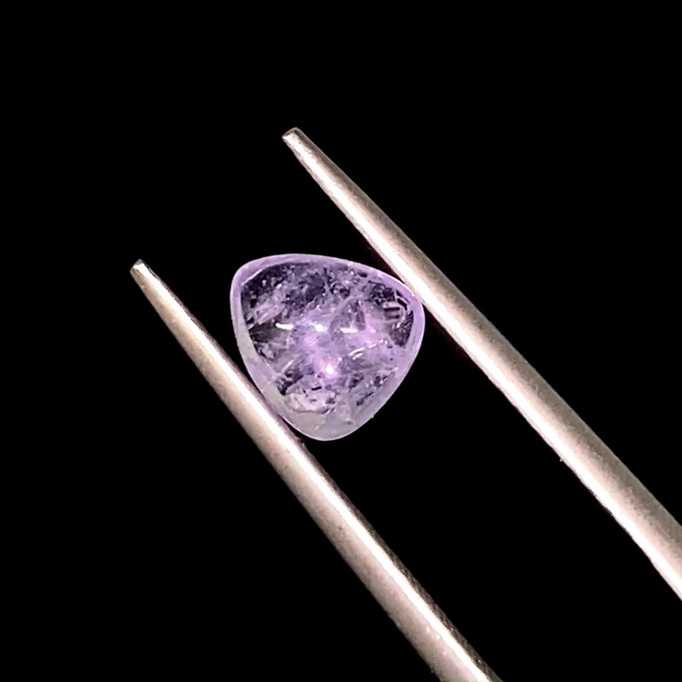 ハックマナイト(宝石名ハックマナイト)アフガニスタン産 識別済 0.69ct