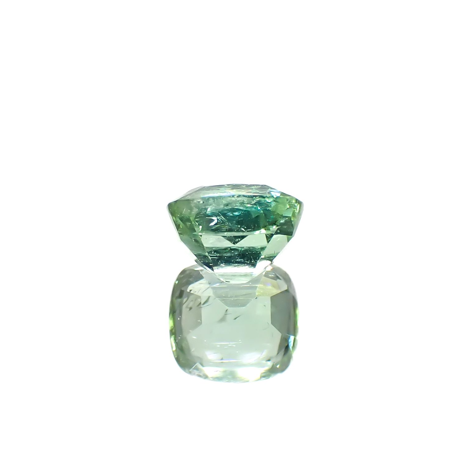 グリーントルマリン(宝石名トルマリン)アフガニスタン産 1.10ct 識別済[240527792]6.2x5.9mm前後