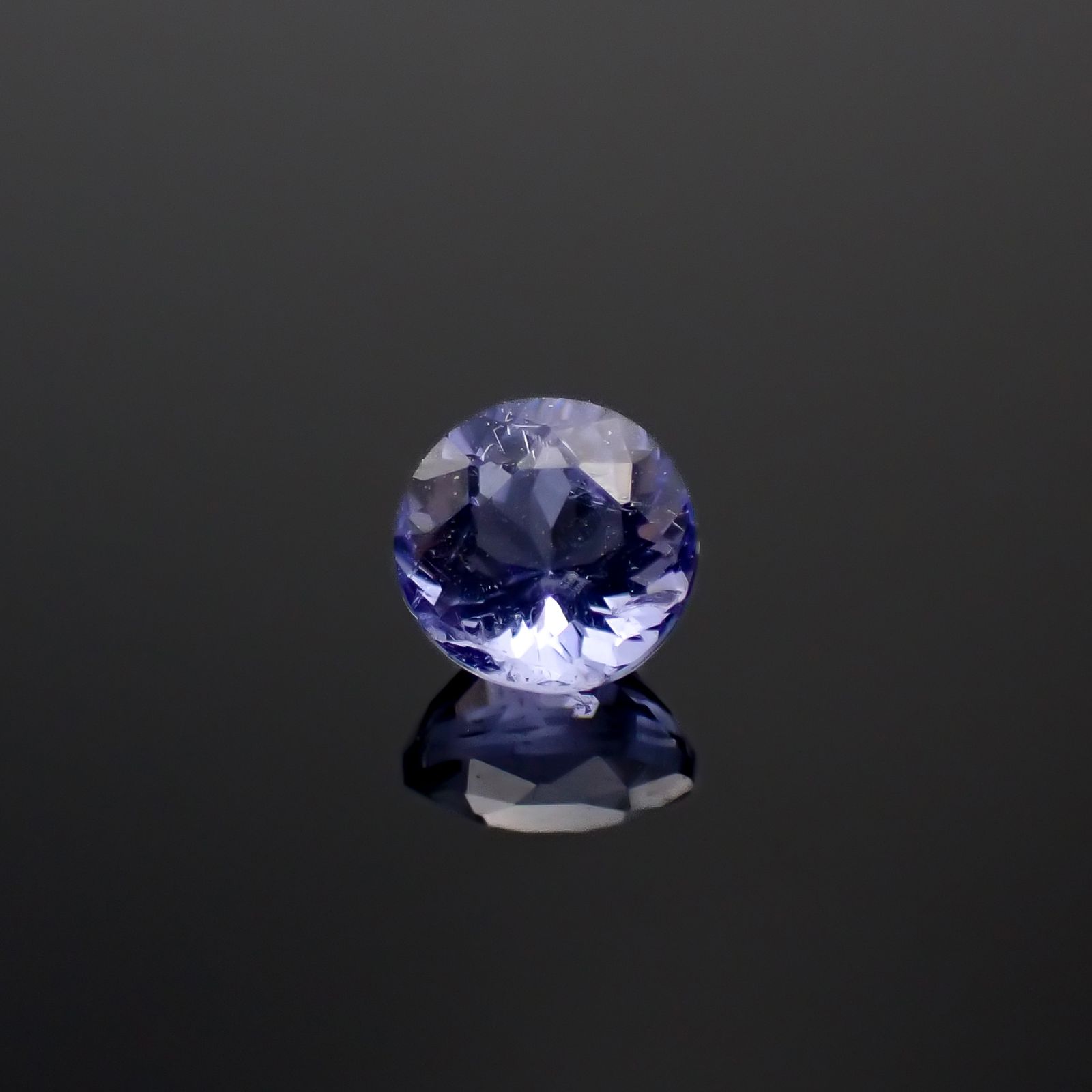 ハックマナイト アフガニスタン産 0.35ct [241029370]4.6x4.6mm前後